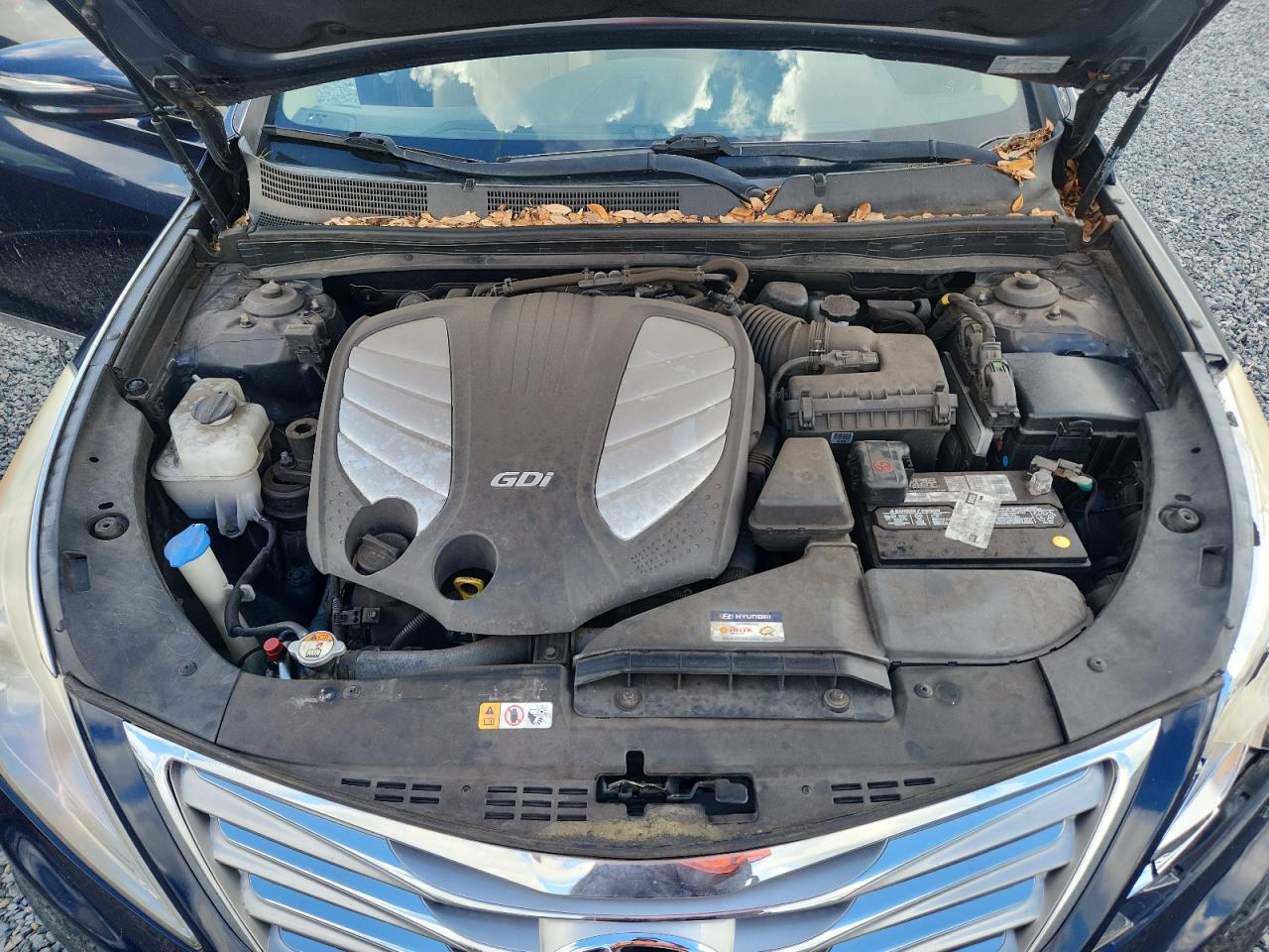 2013 Hyundai Azera Base Blue vin: KMHFG4JG4DA226675