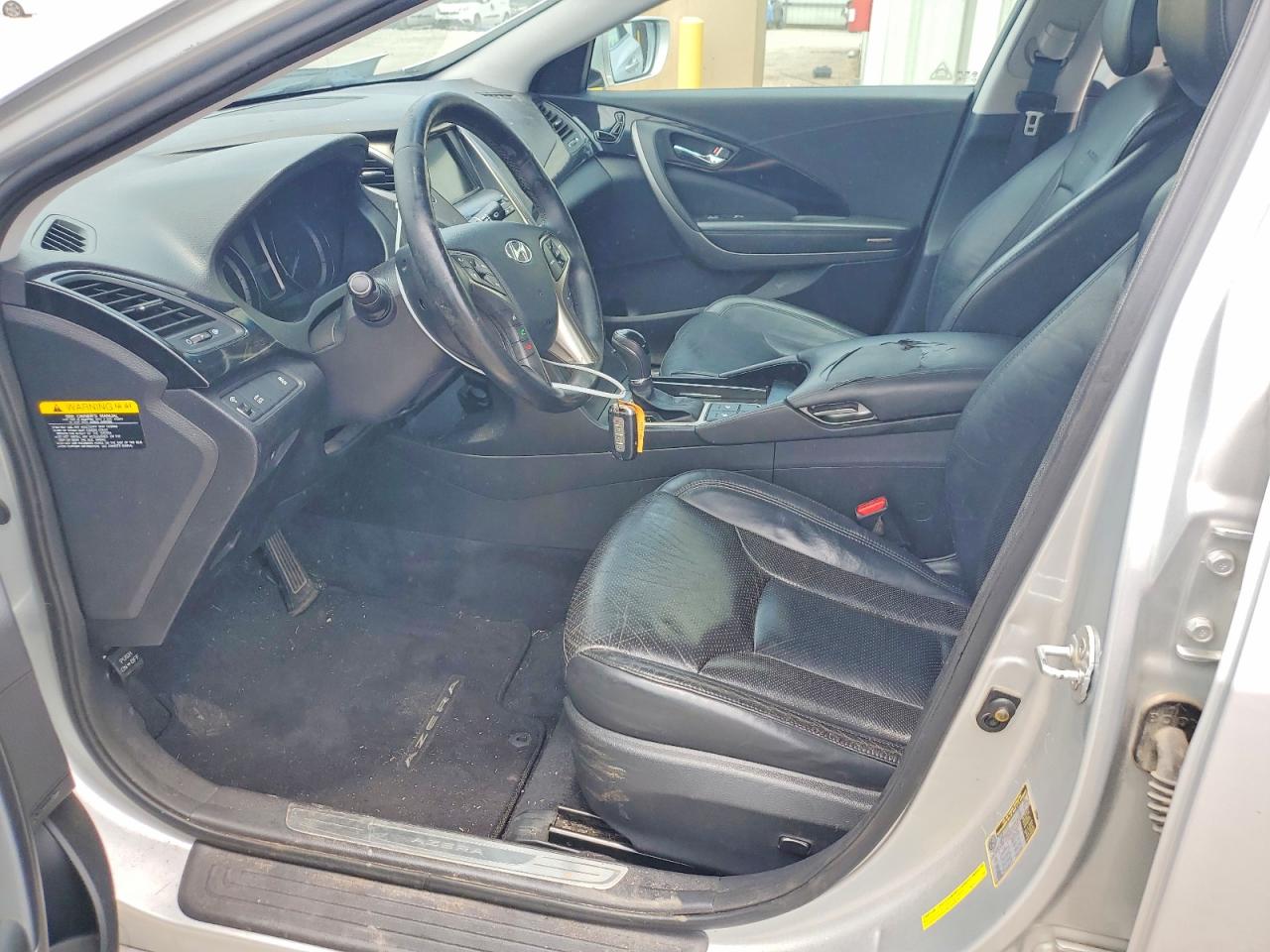 2013 Hyundai Azera Base Silver vin: KMHFG4JG4DA240737