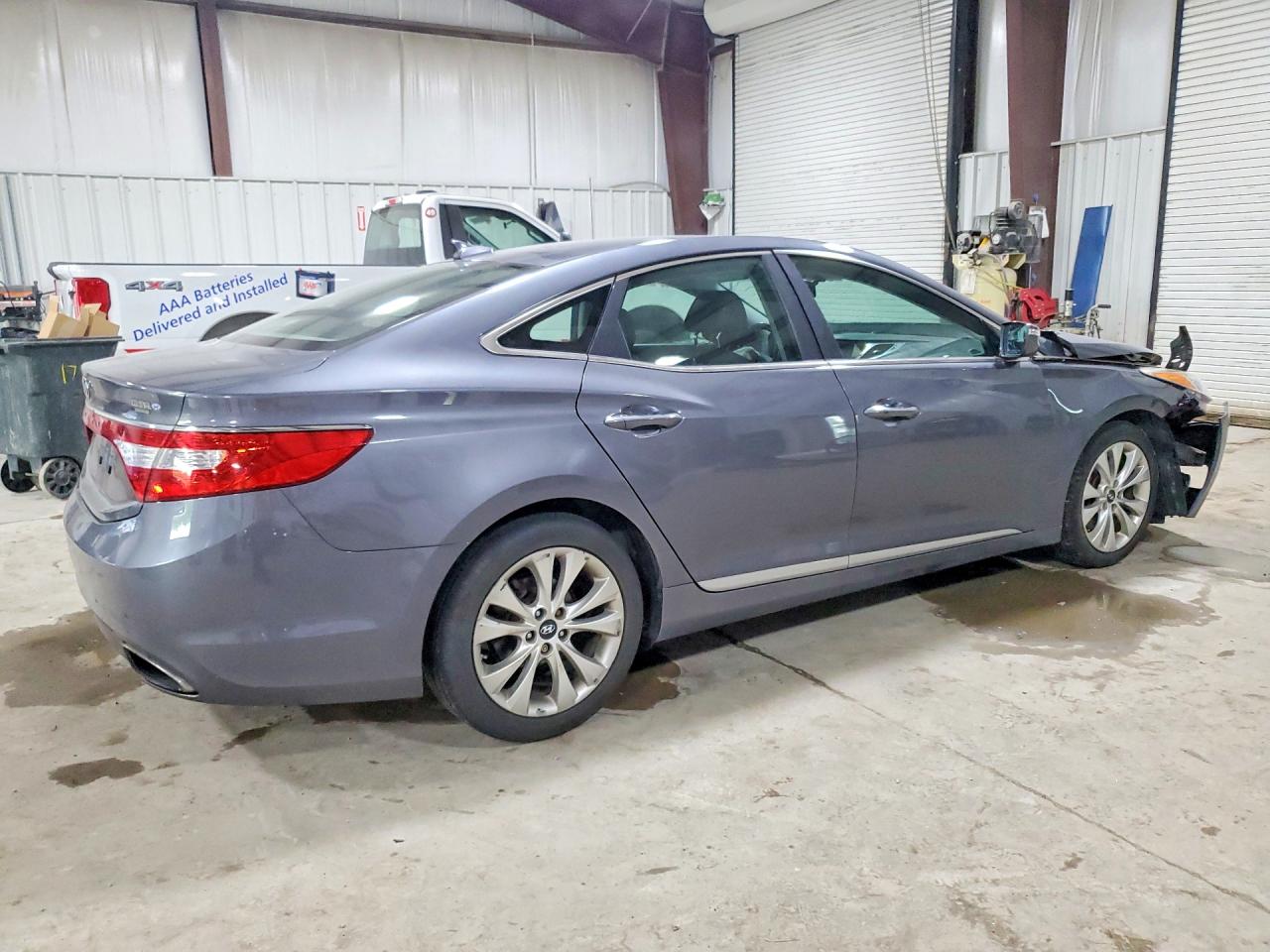 2013 Hyundai Azera Base Gray vin: KMHFG4JG5DA255988