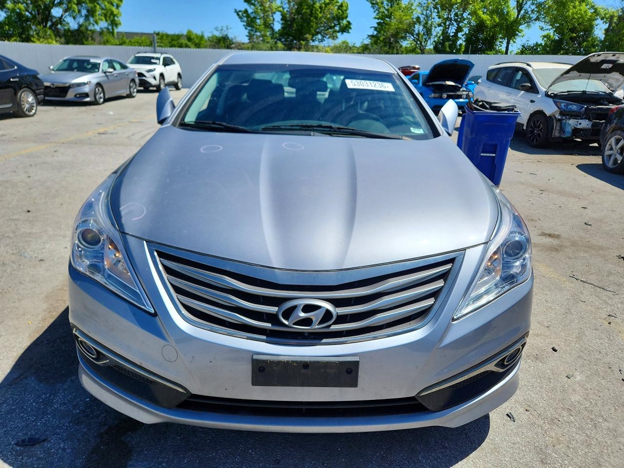 2015 Hyundai Azera Base Silver vin: KMHFG4JG5FA495108