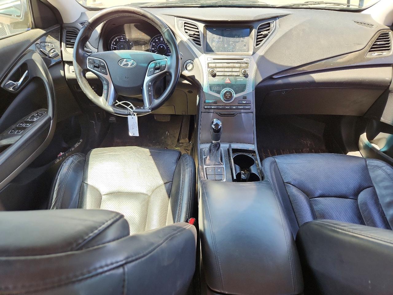 2015 Hyundai Azera Base Silver vin: KMHFG4JG5FA495108