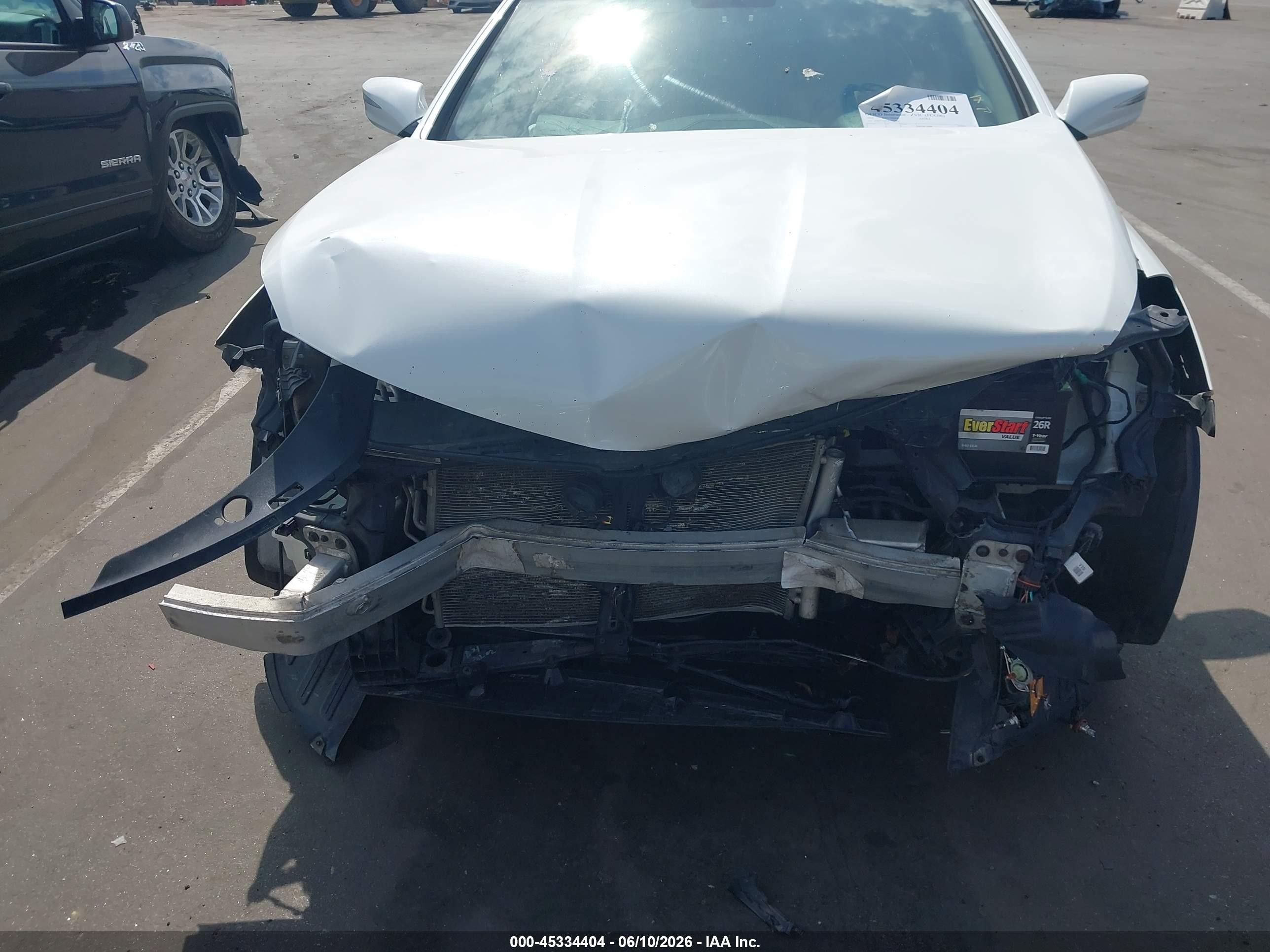 2012 Hyundai Azera White vin: KMHFG4JG7CA134426