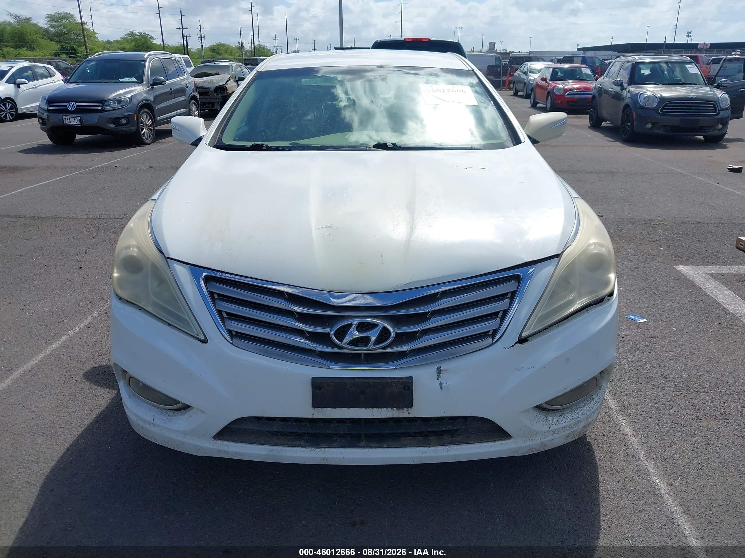 2013 Hyundai Azera   White vin: KMHFG4JG7DA240439