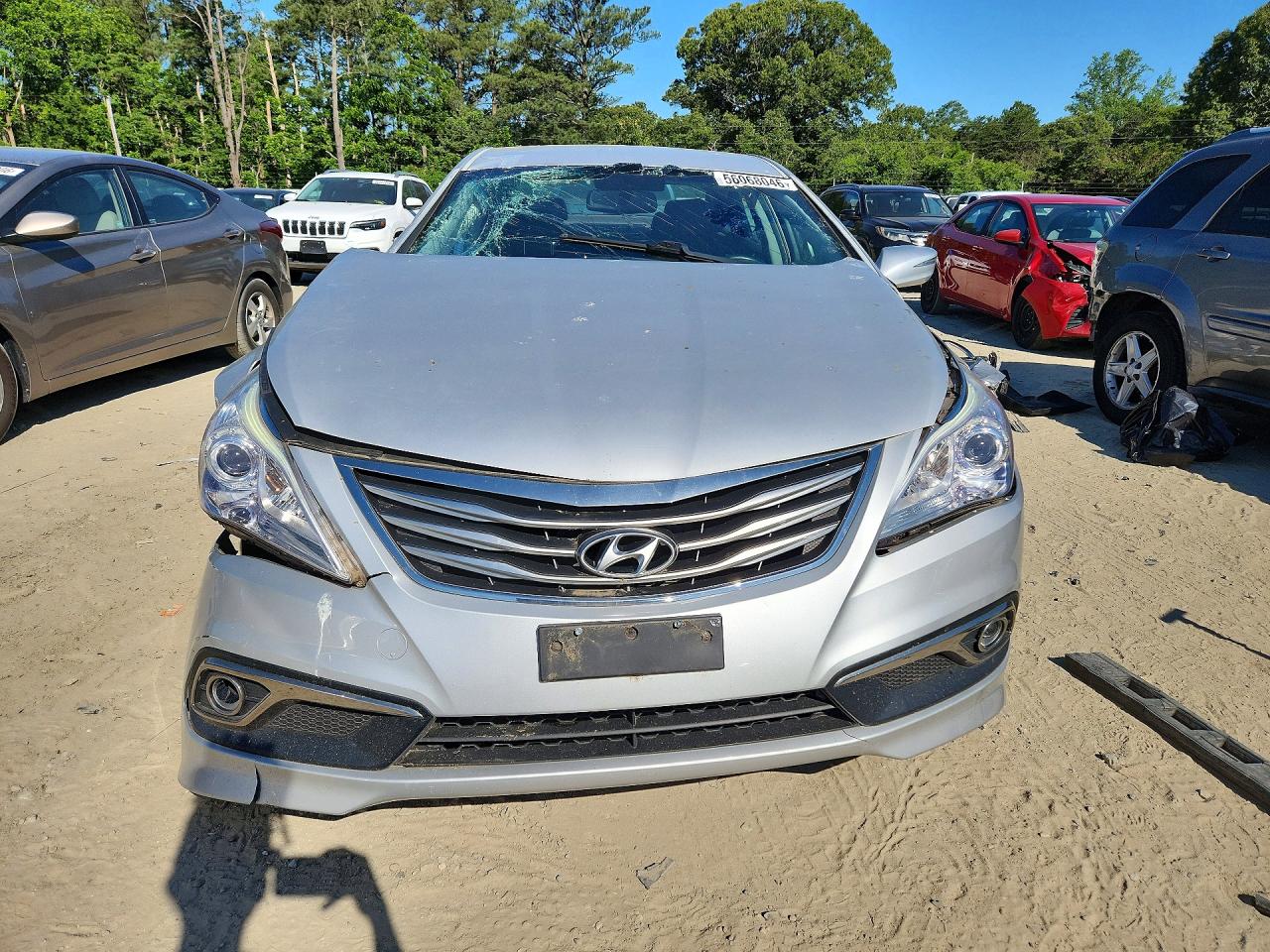 2015 Hyundai Azera Base Silver vin: KMHFG4JG7FA469397