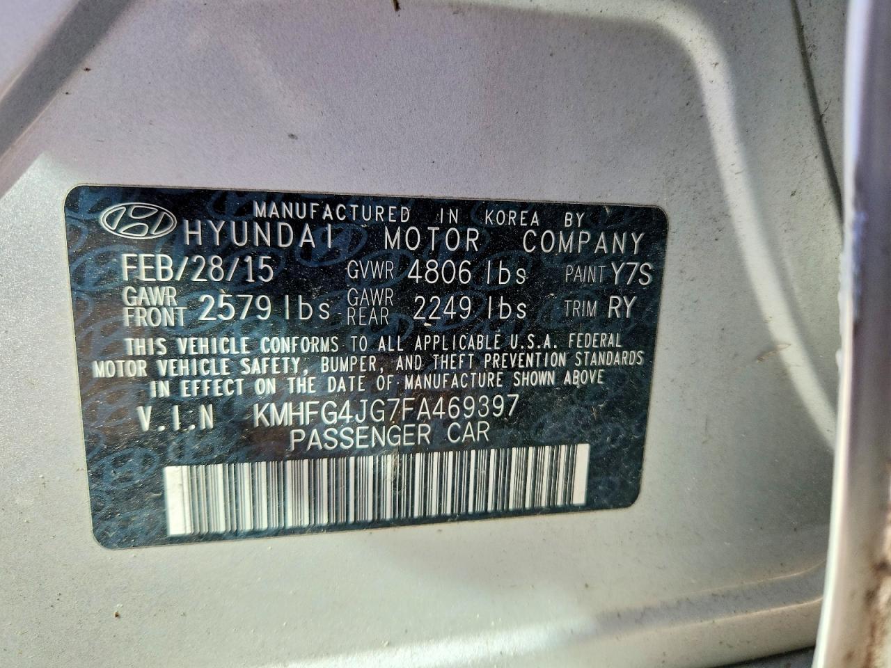 2015 Hyundai Azera Base Silver vin: KMHFG4JG7FA469397