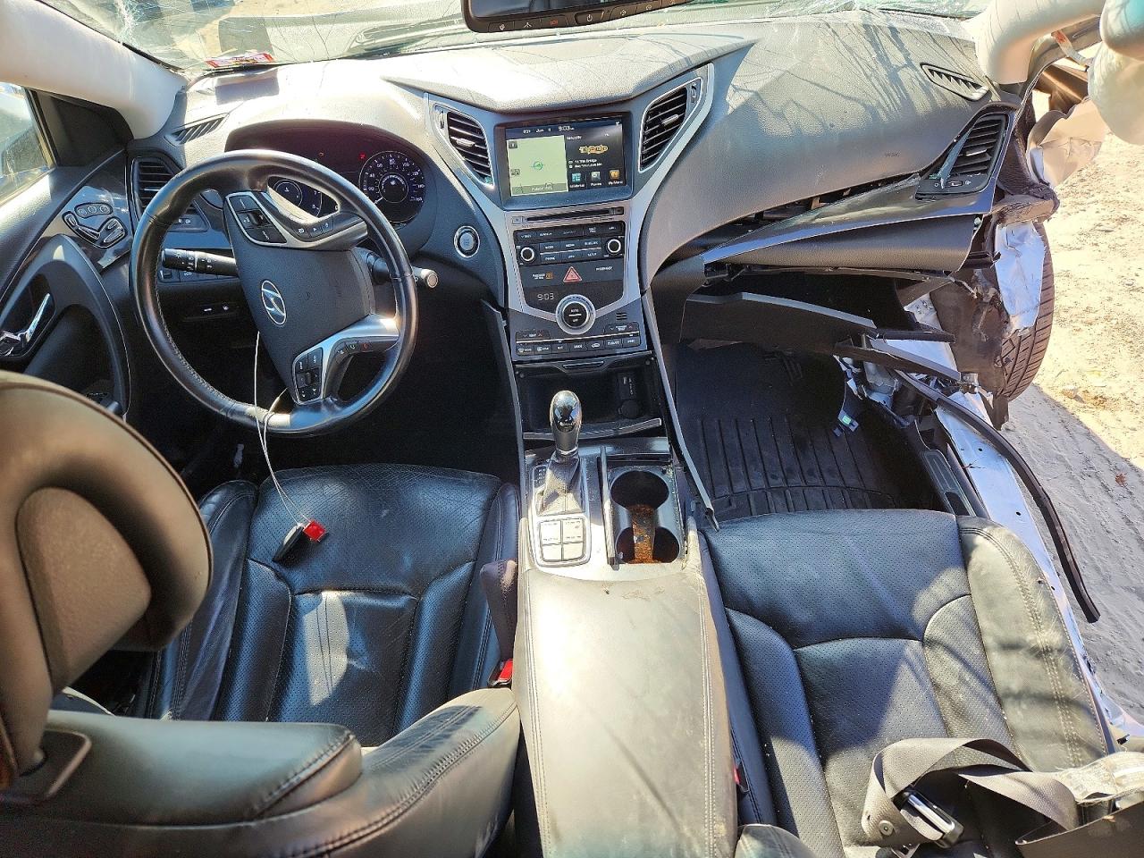 2015 Hyundai Azera Base Silver vin: KMHFG4JG7FA469397