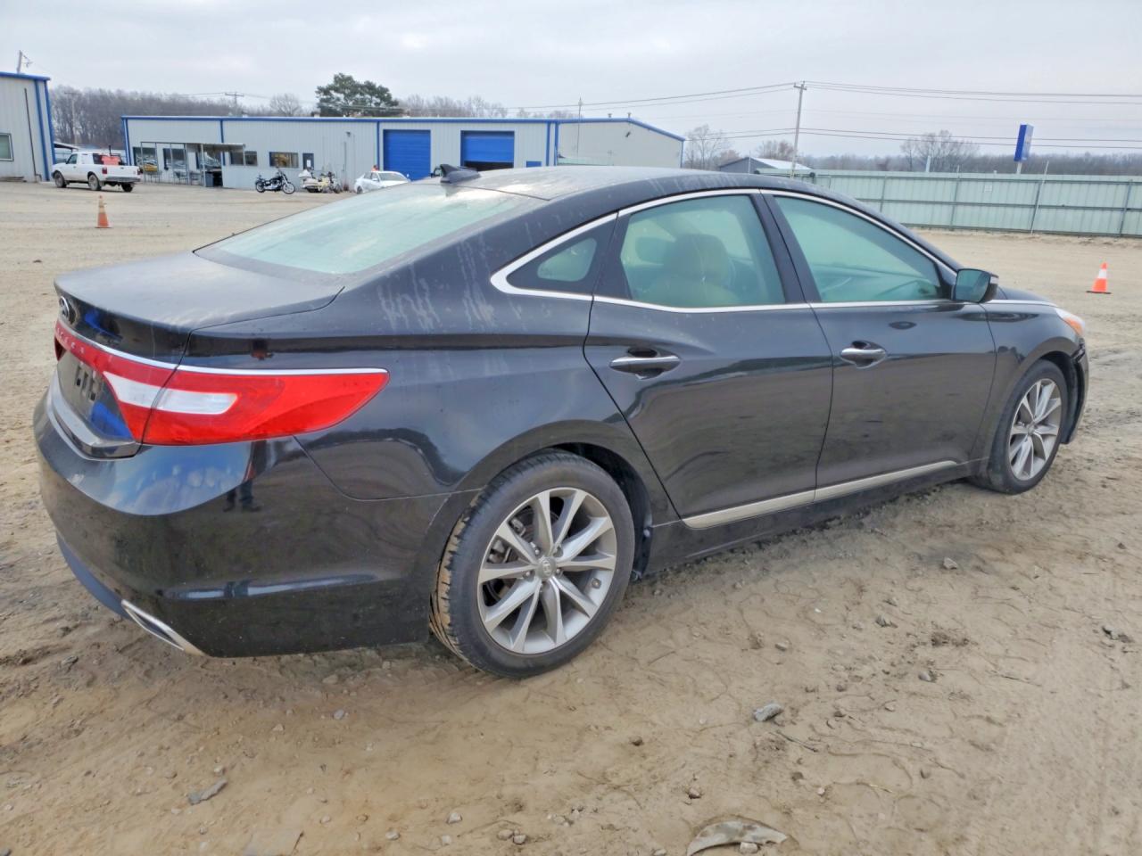 2015 Hyundai Azera Base Черный vin: KMHFG4JG7FA479010