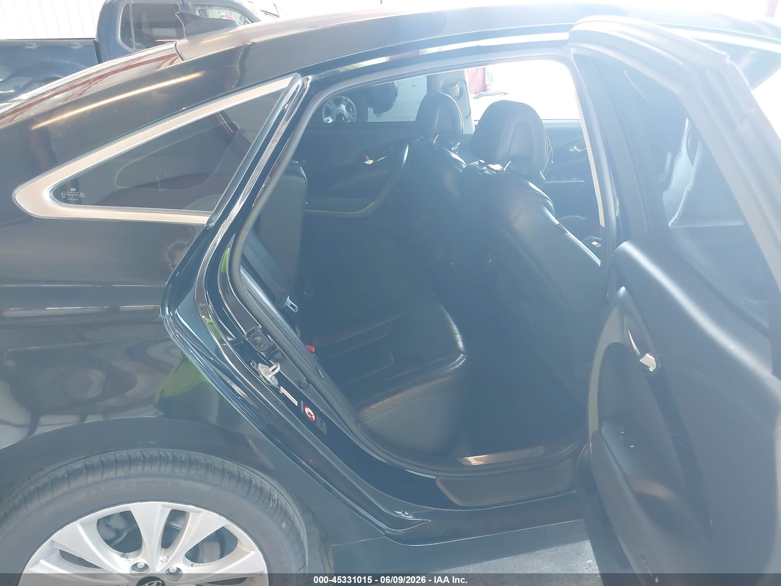 2013 Hyundai Azera   Черный vin: KMHFG4JG8DA265821