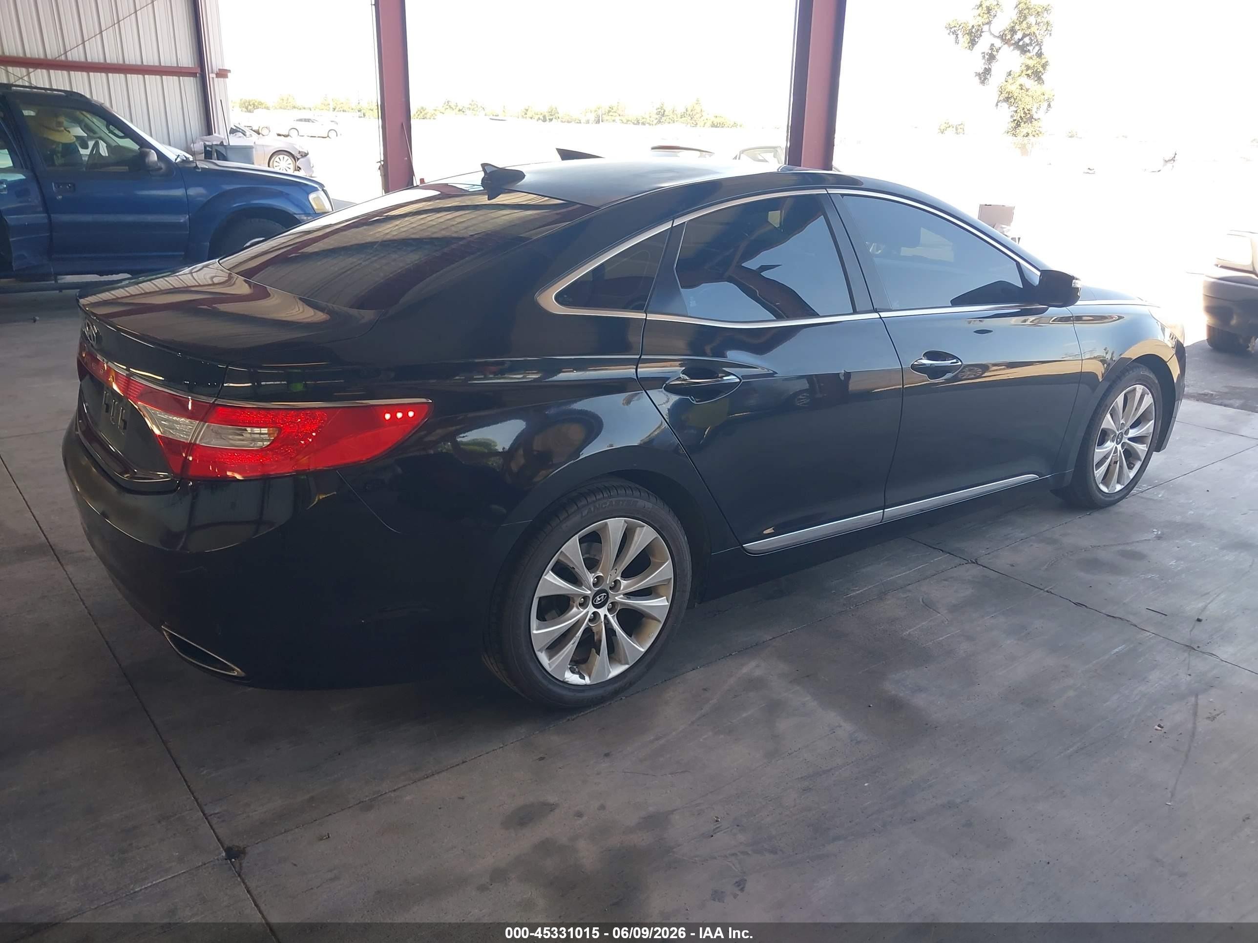 2013 Hyundai Azera   Черный vin: KMHFG4JG8DA265821