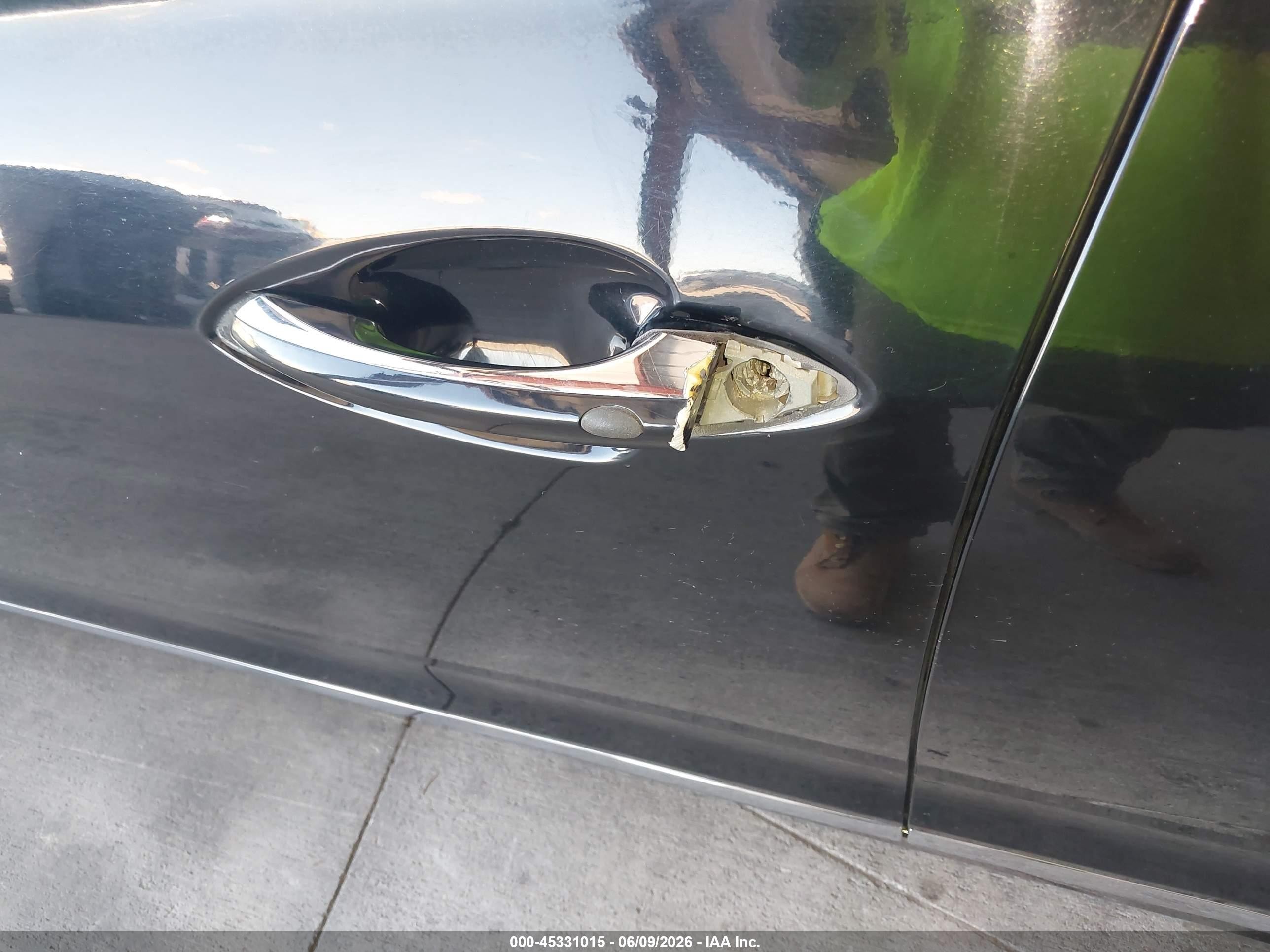 2013 Hyundai Azera   Черный vin: KMHFG4JG8DA265821