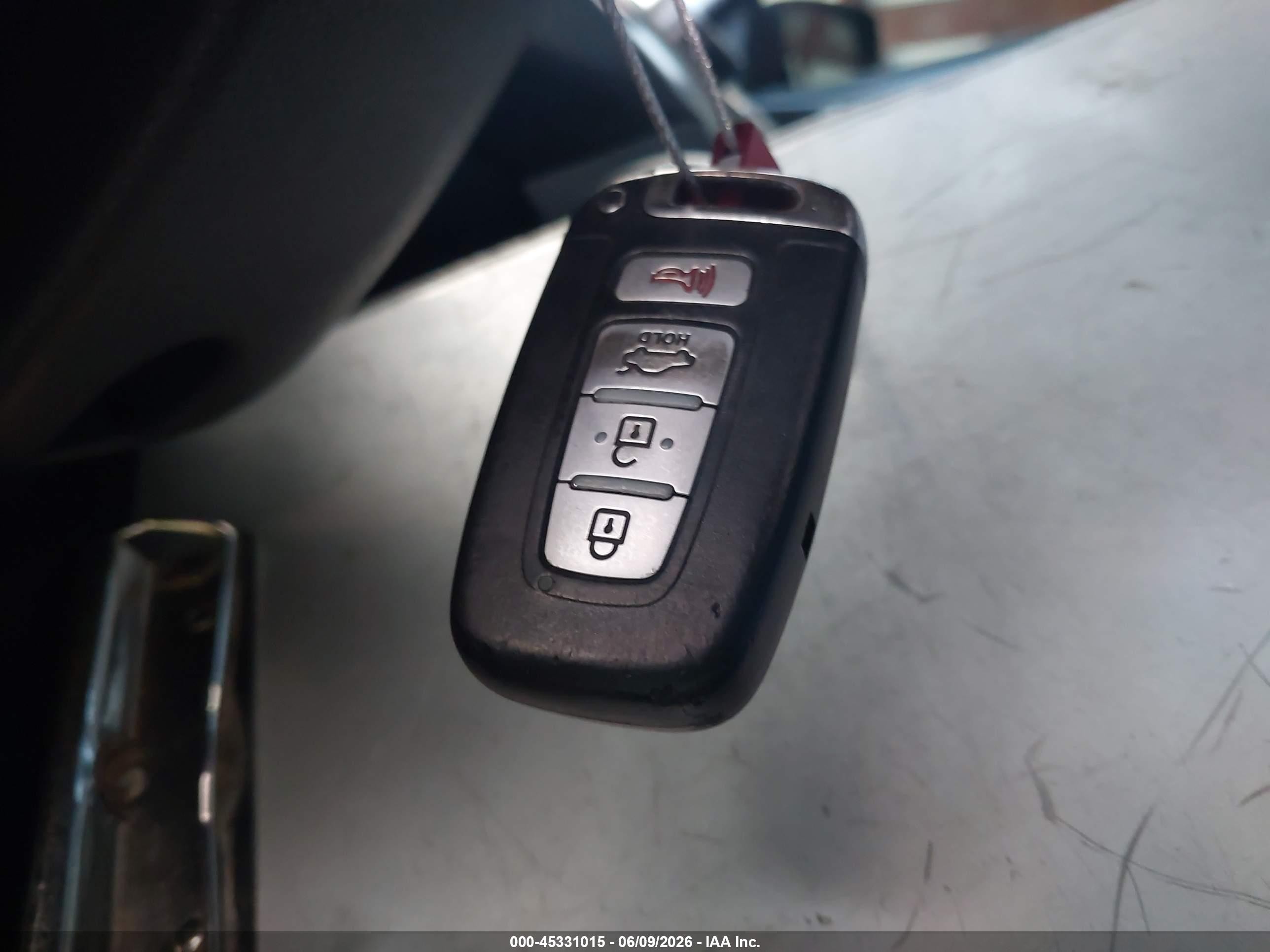 2013 Hyundai Azera   Черный vin: KMHFG4JG8DA265821