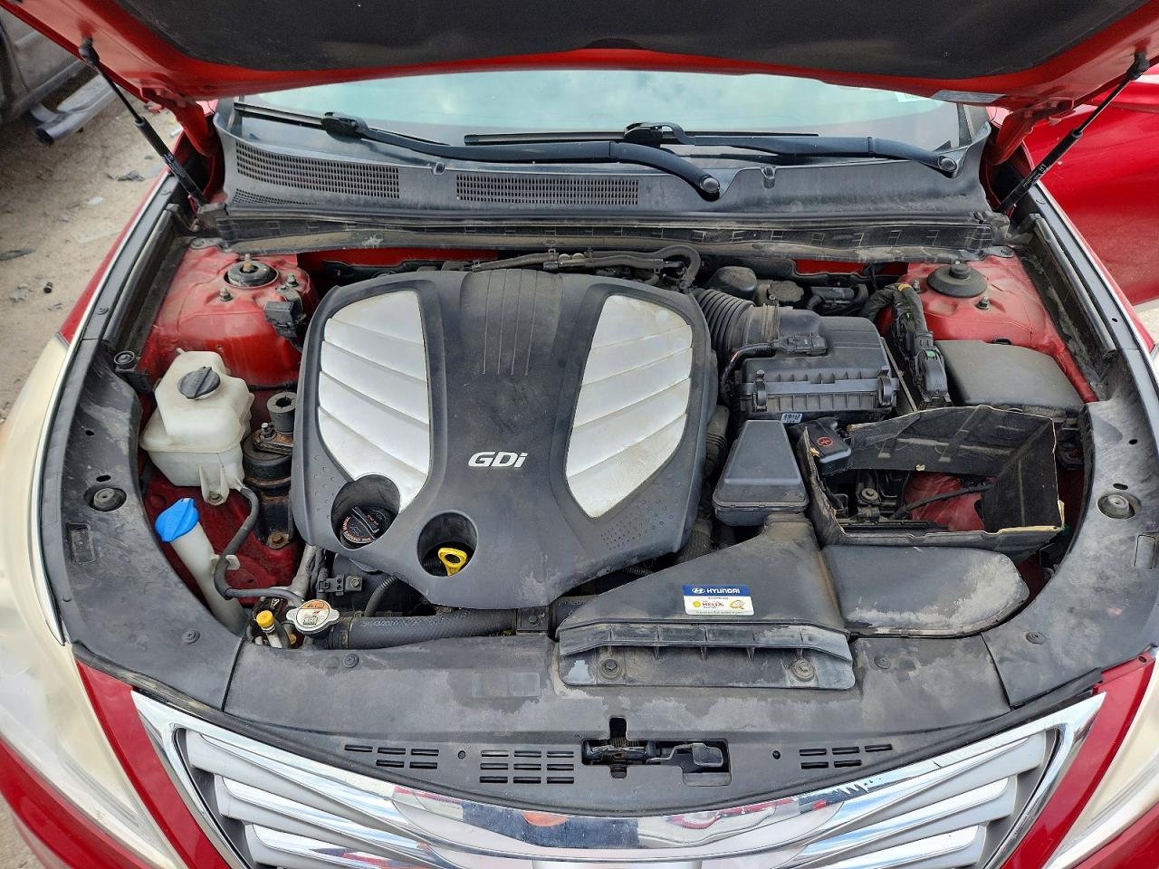 2014 Hyundai Azera Base Red vin: KMHFG4JG8EA368299