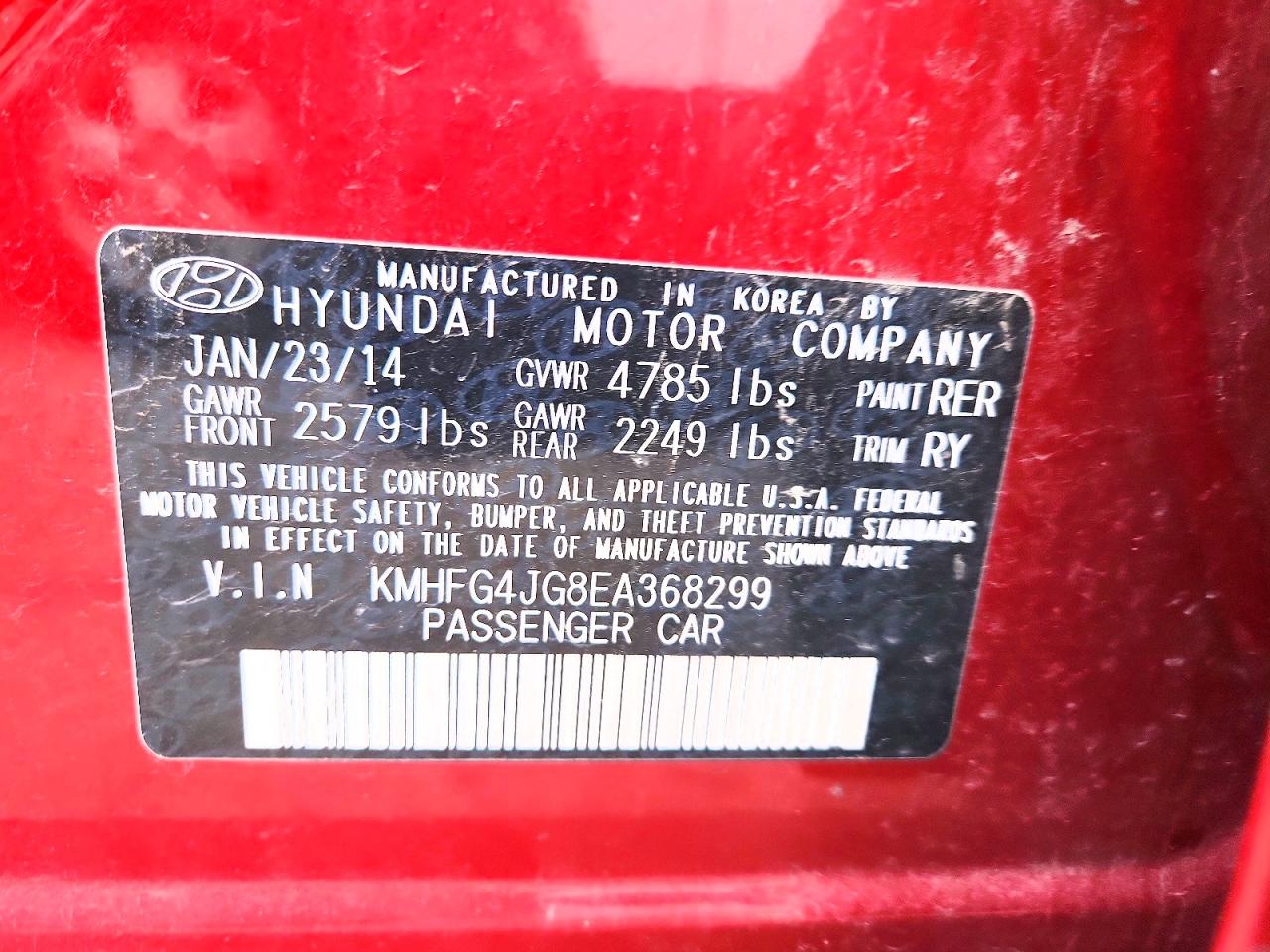 2014 Hyundai Azera Base Red vin: KMHFG4JG8EA368299