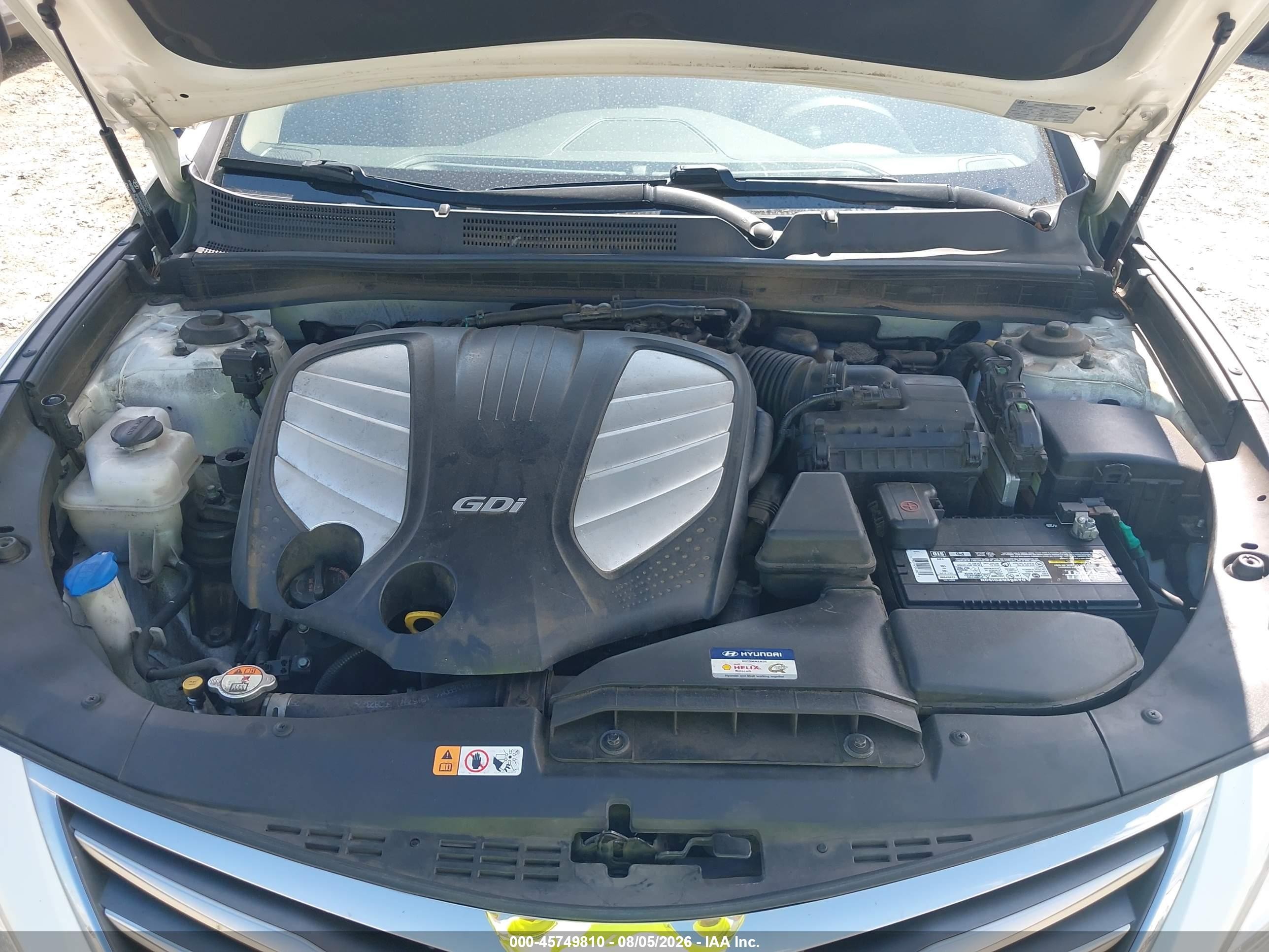 2015 Hyundai Azera   White vin: KMHFG4JG8FA478951