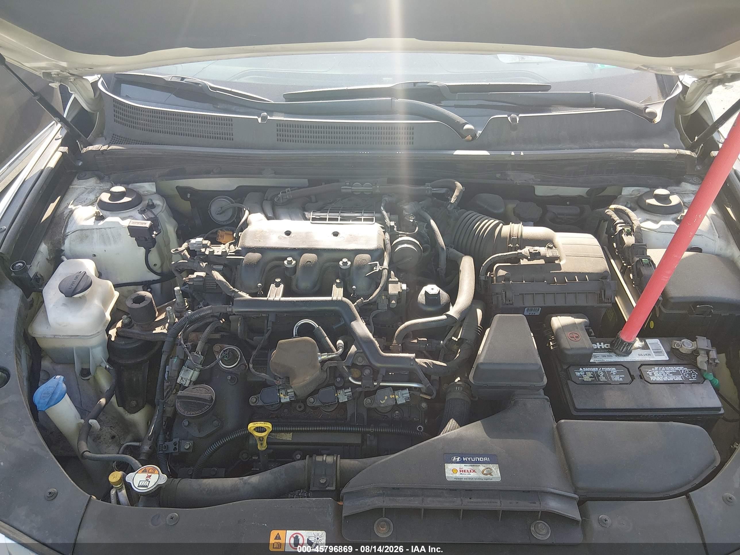 2013 Hyundai Azera   White vin: KMHFG4JG9DA246808