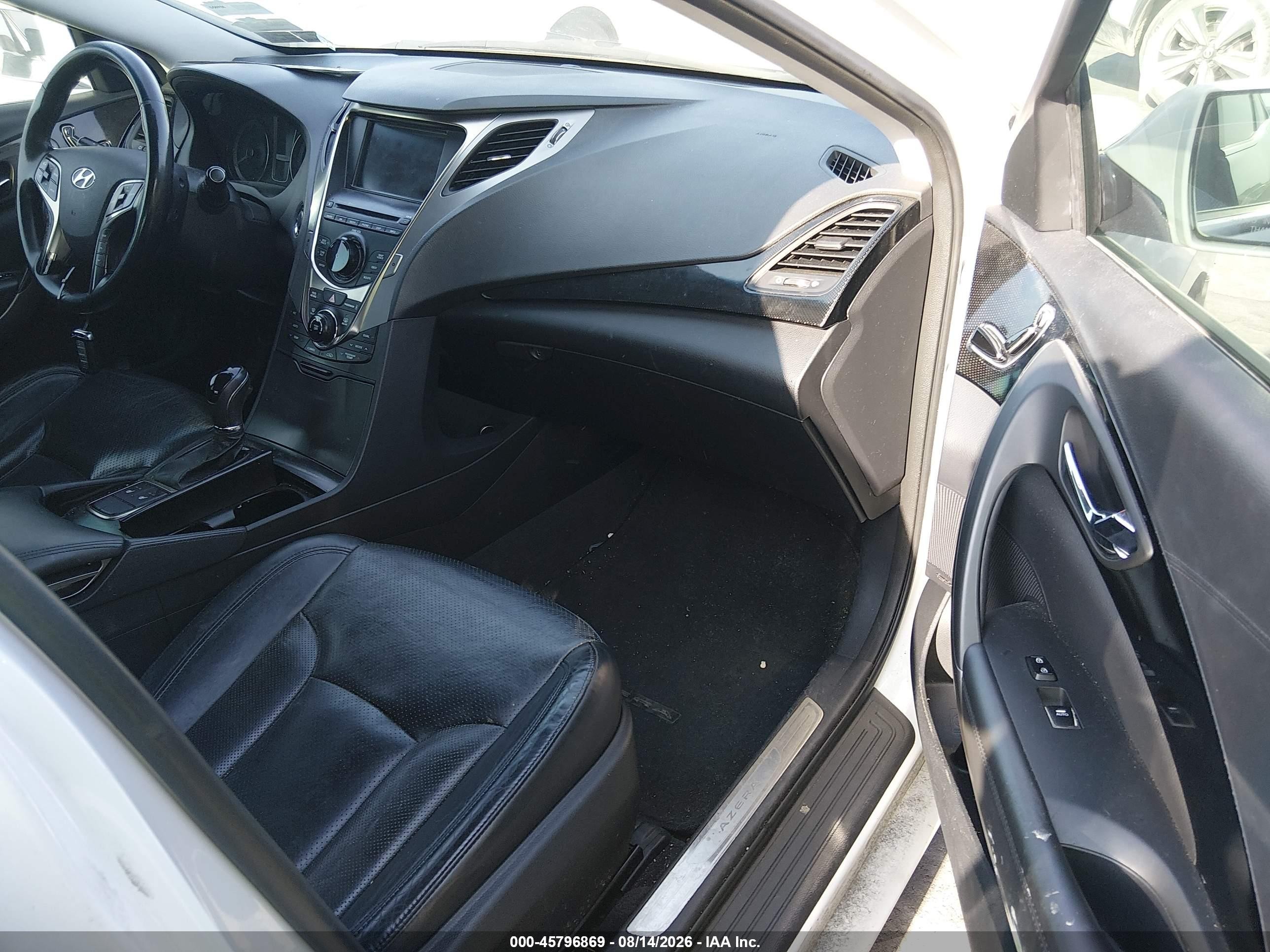 2013 Hyundai Azera   White vin: KMHFG4JG9DA246808