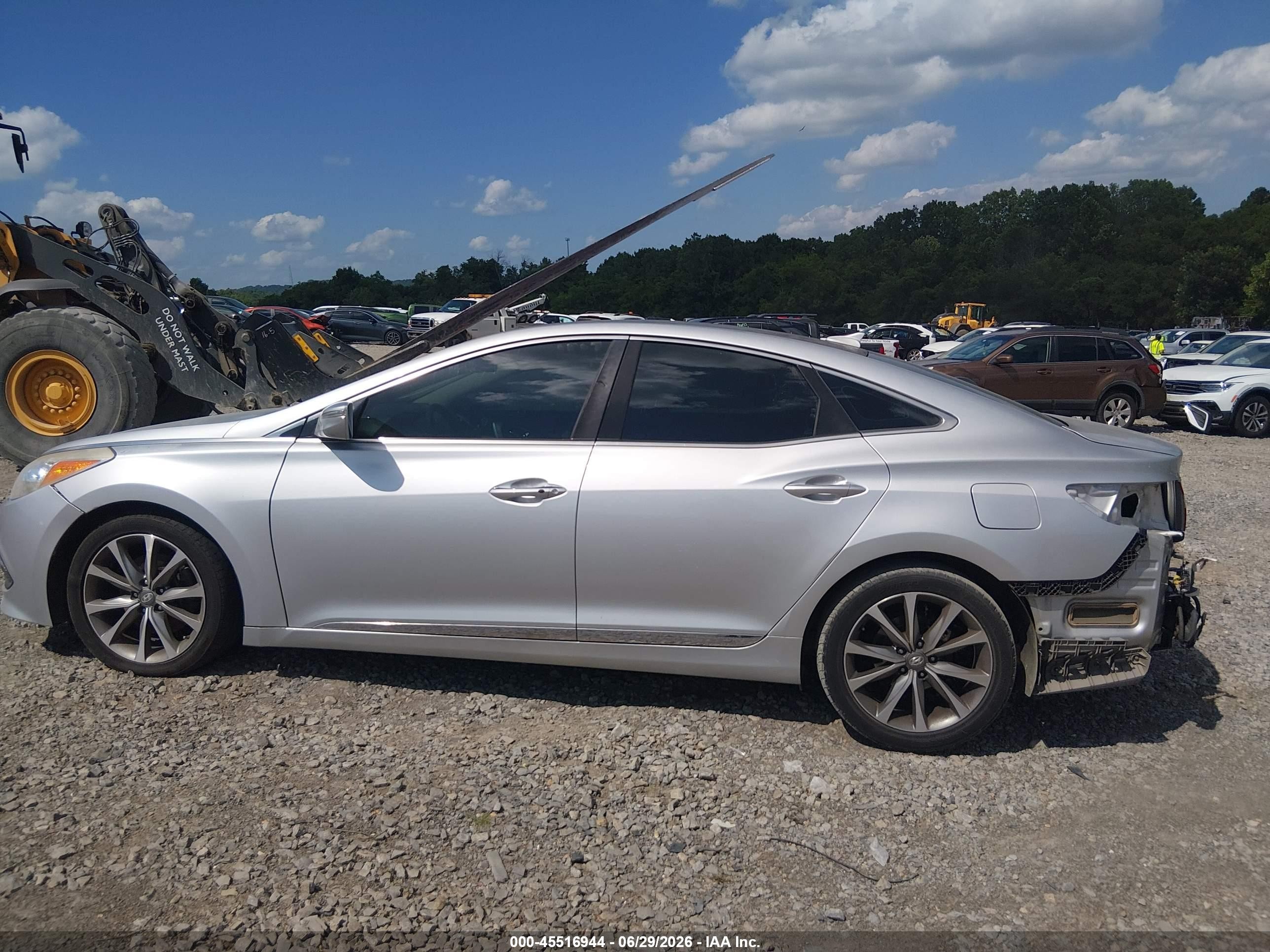 2015 Hyundai Azera   Silver vin: KMHFG4JG9FA454206
