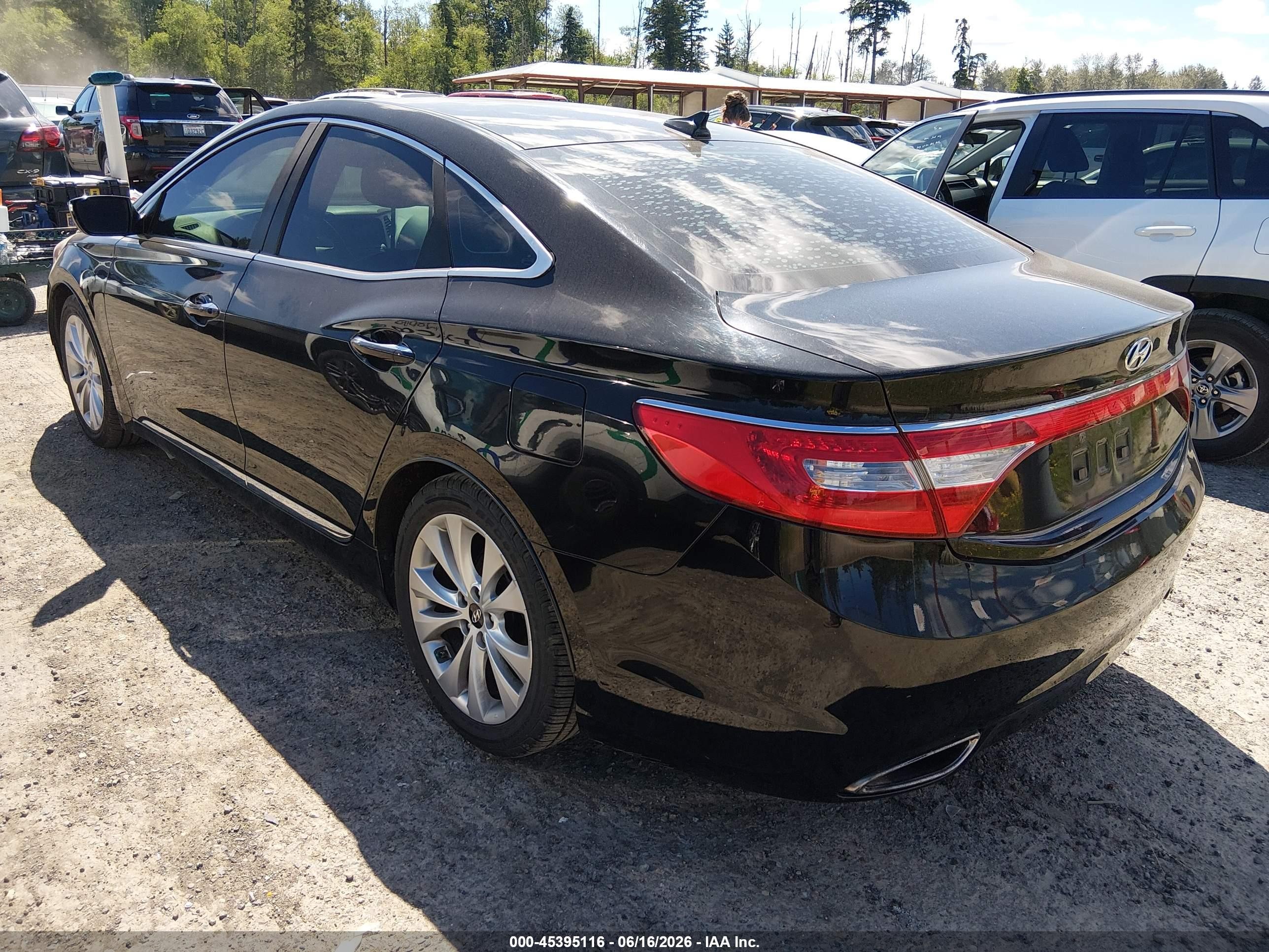 2013 Hyundai Azera   Black vin: KMHFG4JGXDA245781