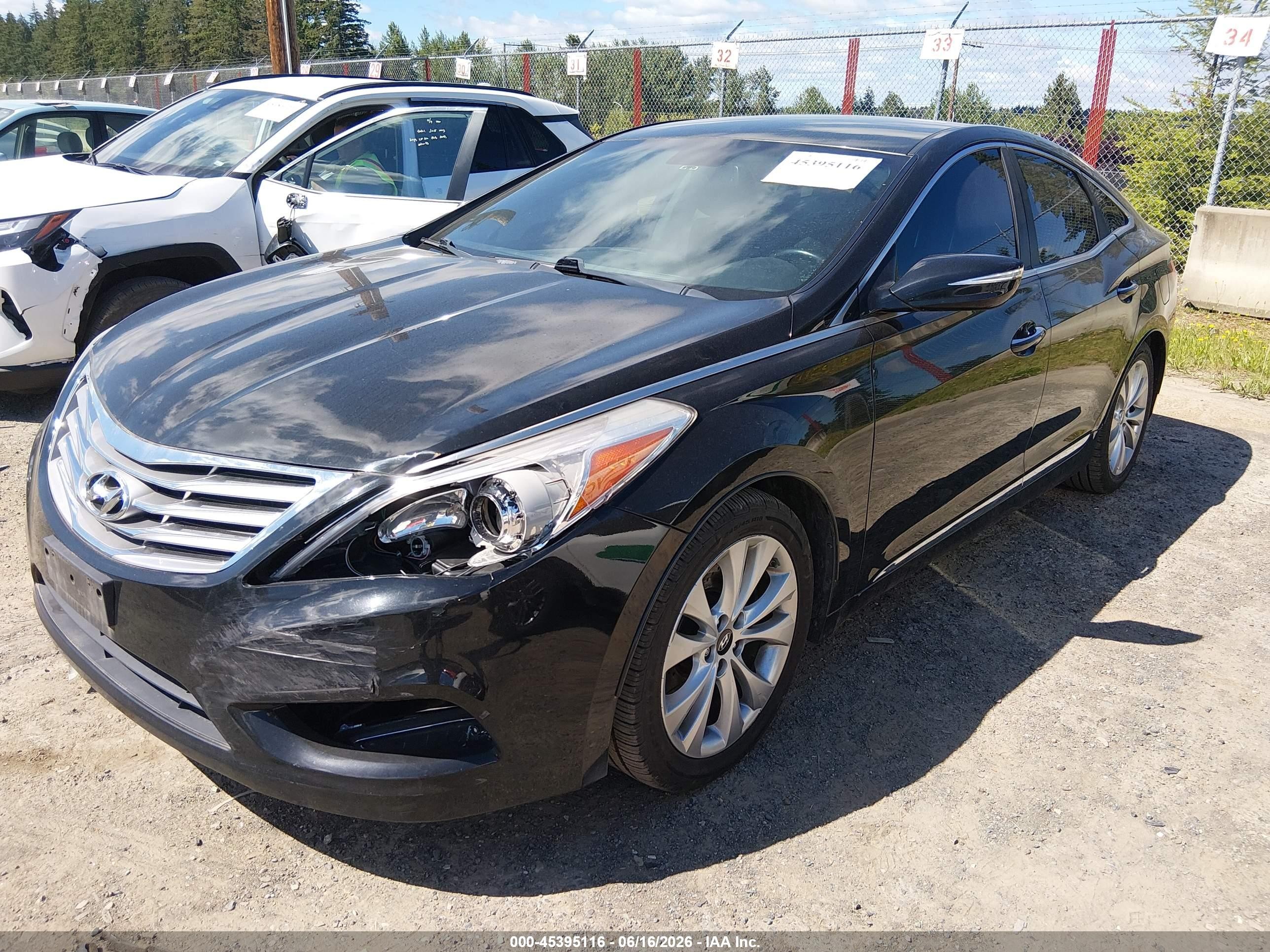 2013 Hyundai Azera   Black vin: KMHFG4JGXDA245781