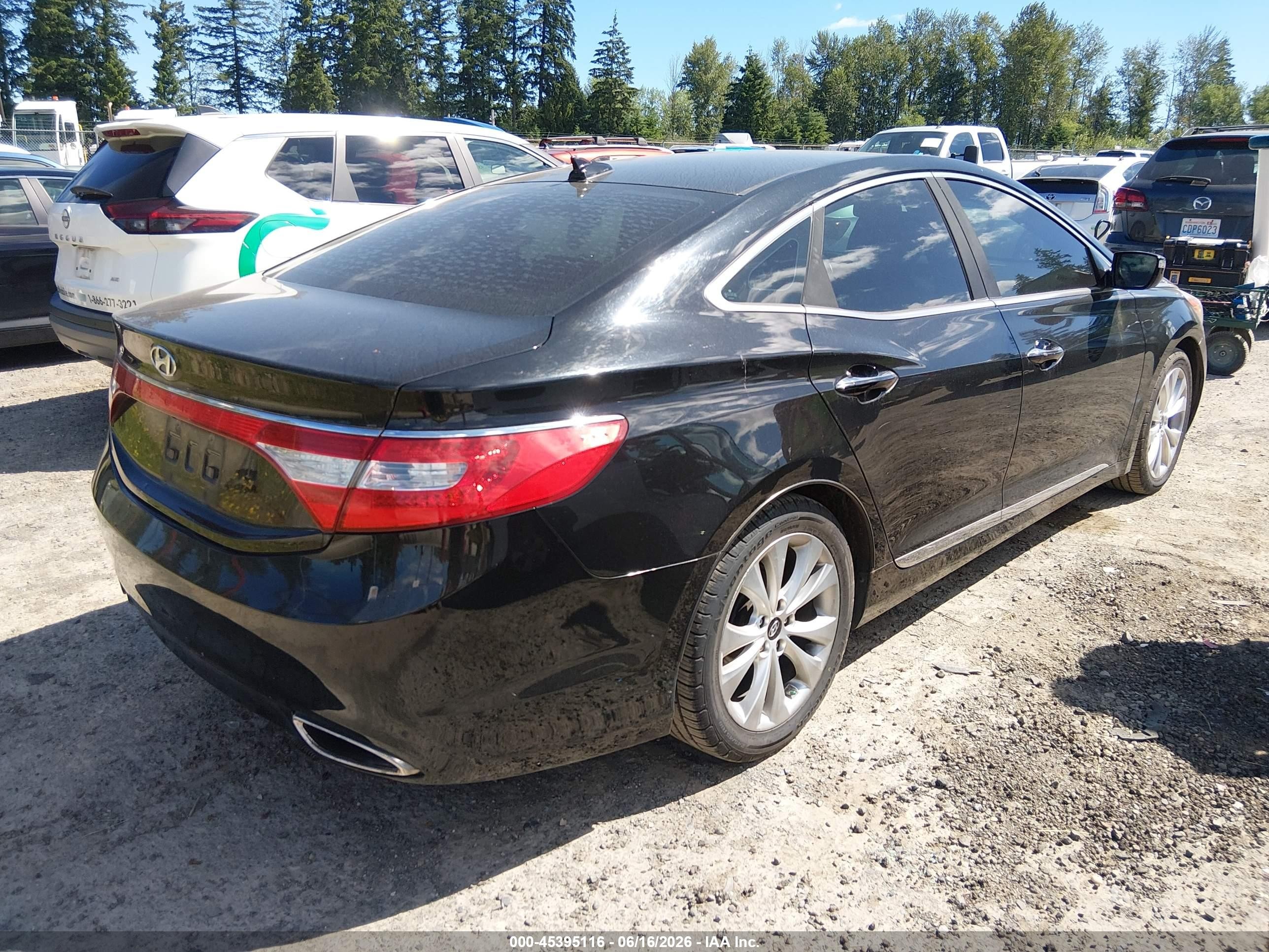 2013 Hyundai Azera   Black vin: KMHFG4JGXDA245781