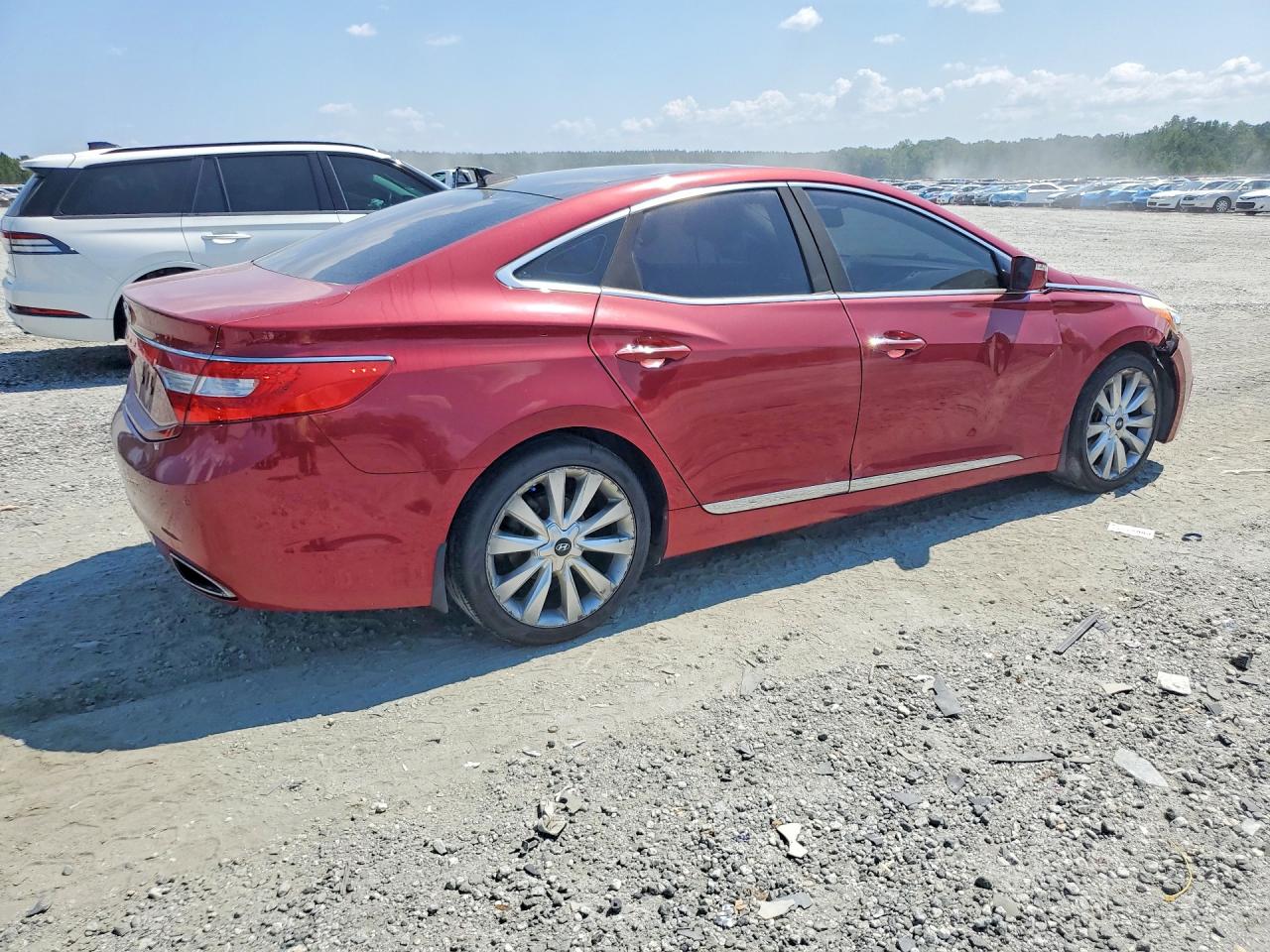 2012 Hyundai Azera Base Red vin: KMHFH4JG0CA174604