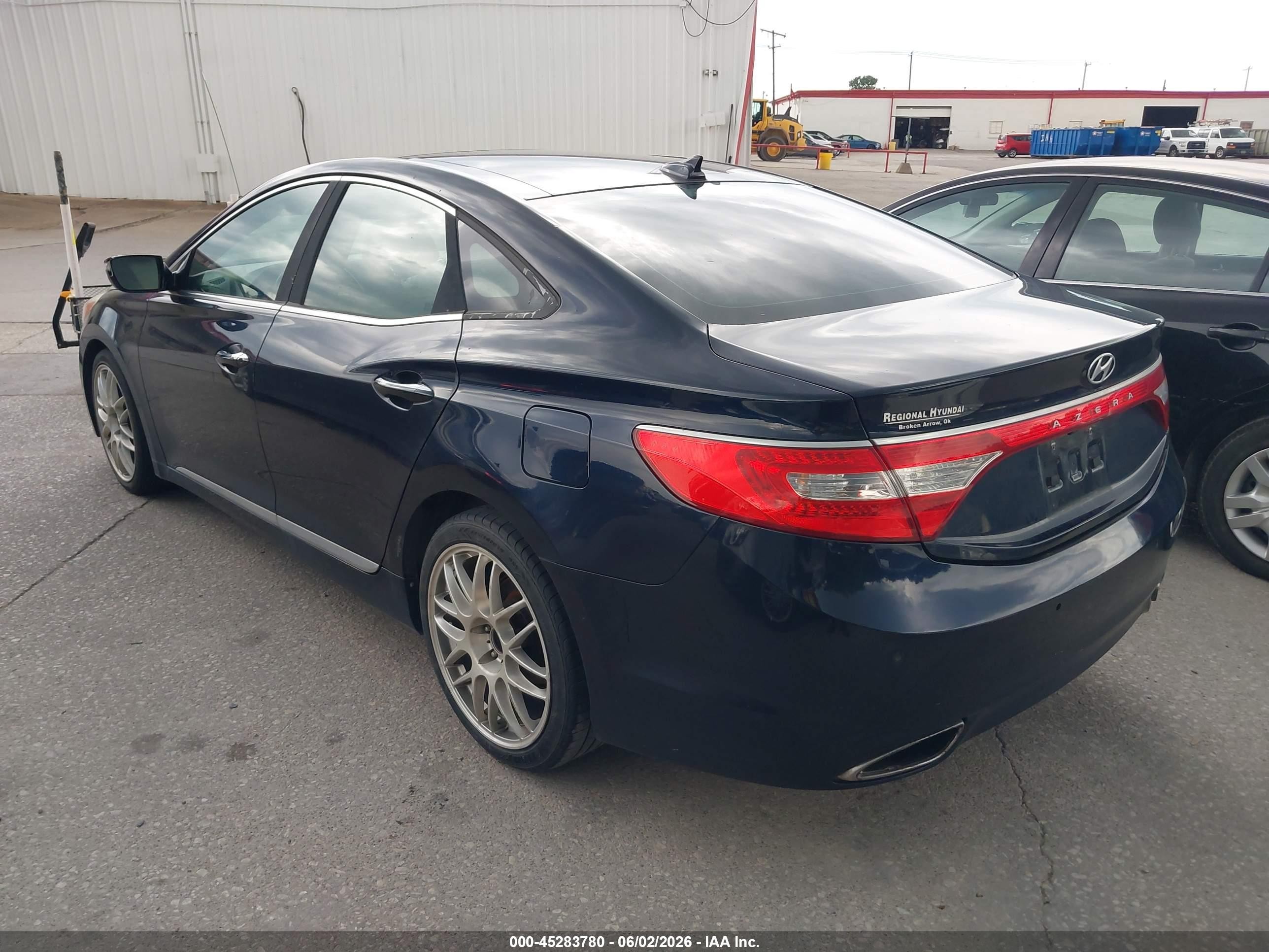 2013 Hyundai Azera   Blue vin: KMHFH4JG0DA251439