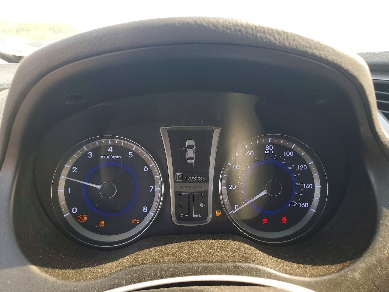 2013 Hyundai Azera Base Silver vin: KMHFH4JG0DA326642