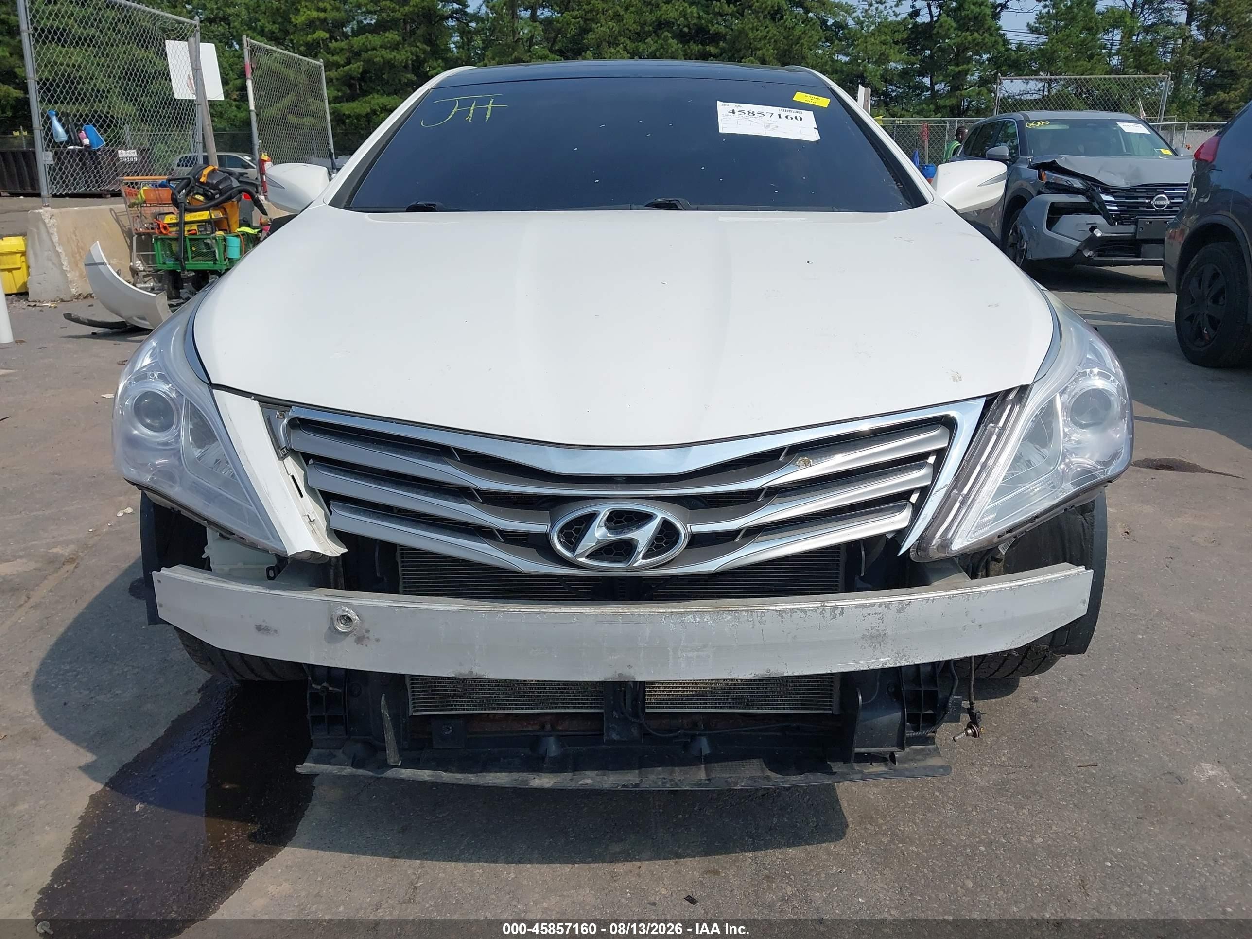 2013 Hyundai Azera   White vin: KMHFH4JG0DA326723