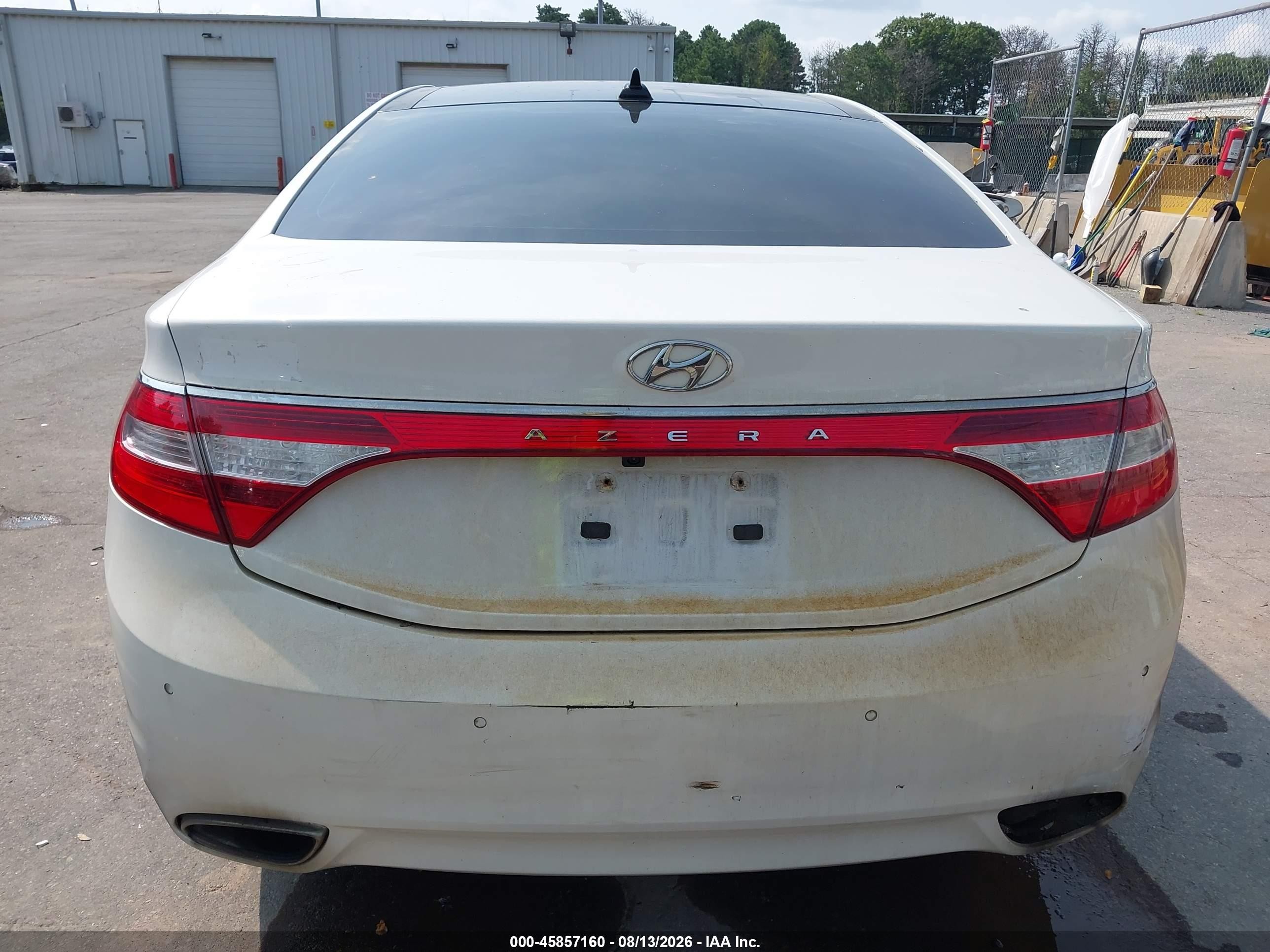 2013 Hyundai Azera   White vin: KMHFH4JG0DA326723