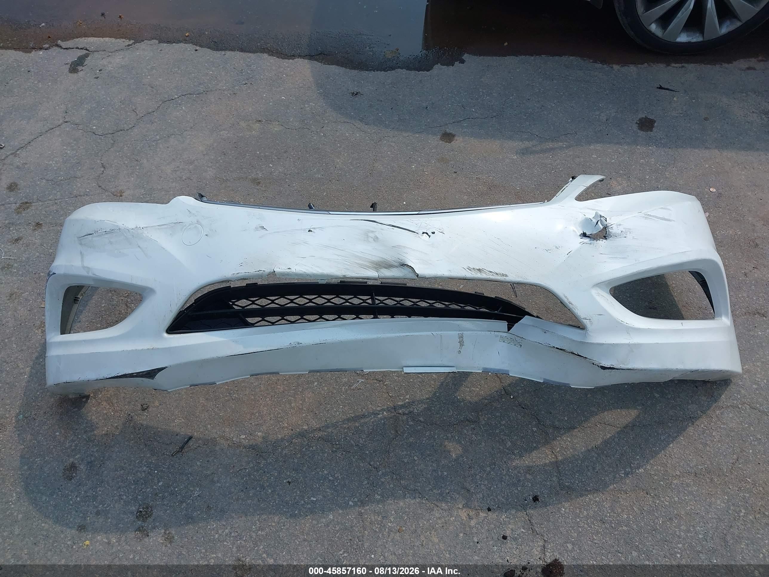 2013 Hyundai Azera   White vin: KMHFH4JG0DA326723