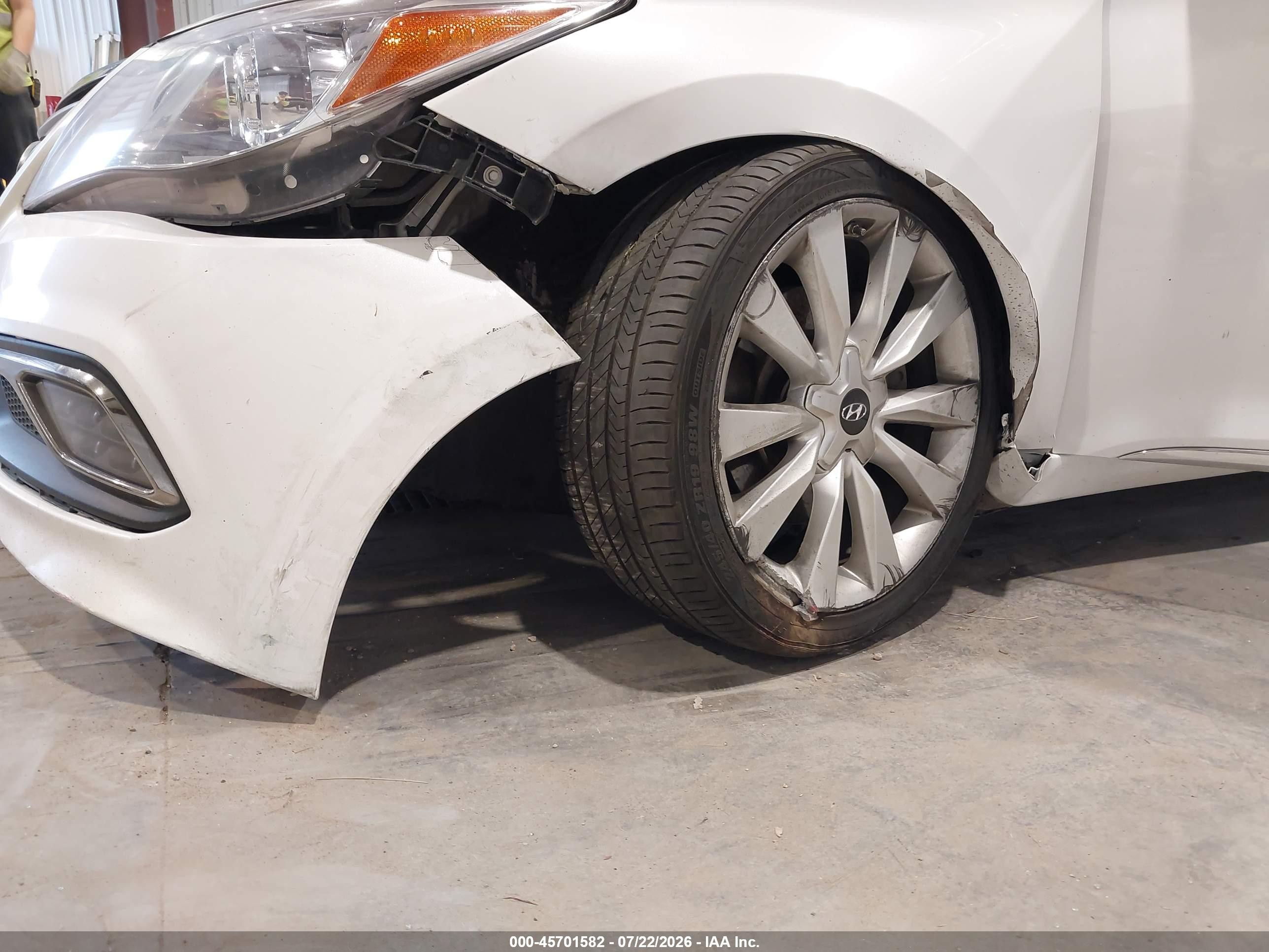 2015 Hyundai Azera Limited White vin: KMHFH4JG1FA477833