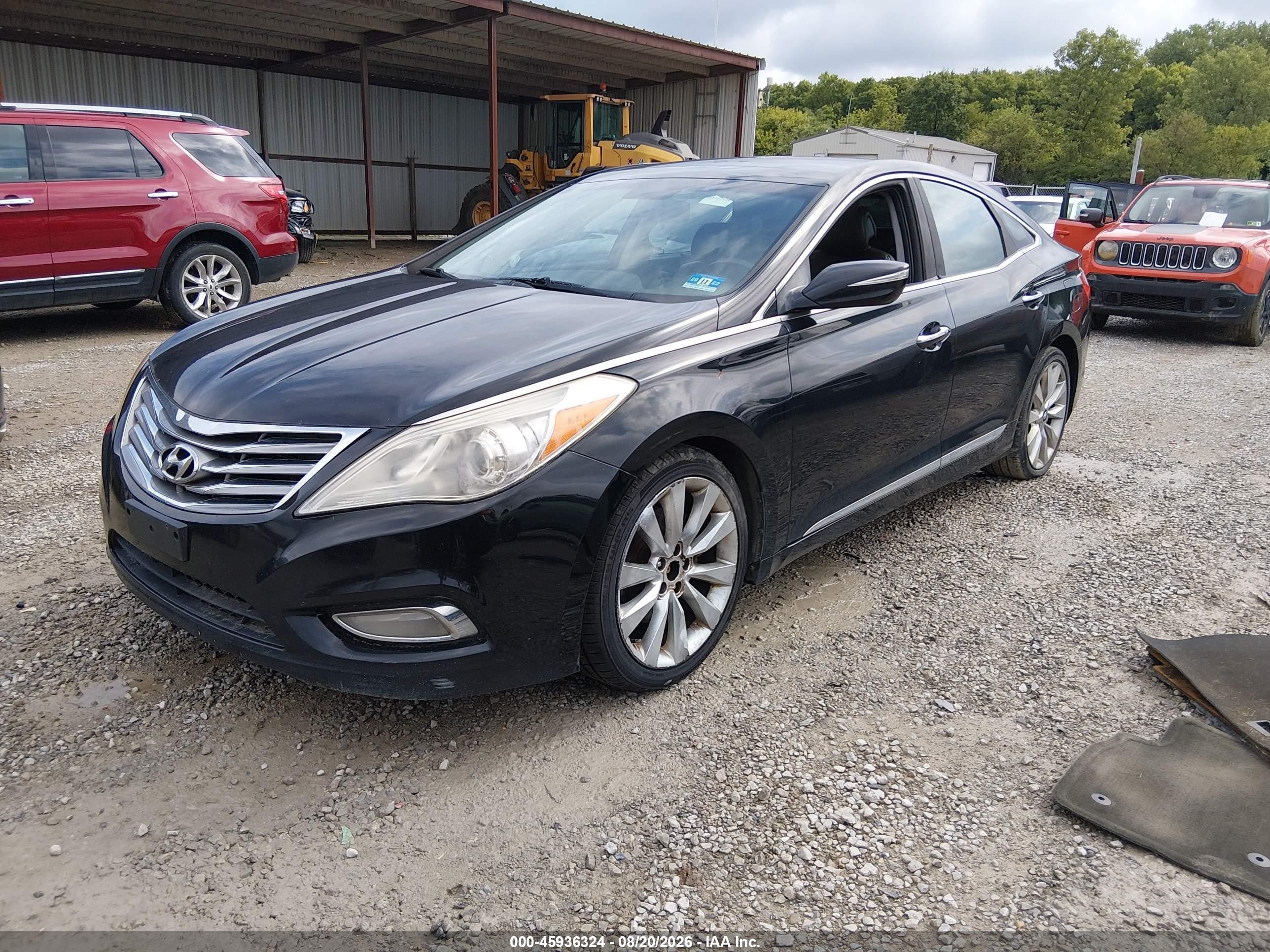 2012 Hyundai Azera   Black vin: KMHFH4JG2CA139305