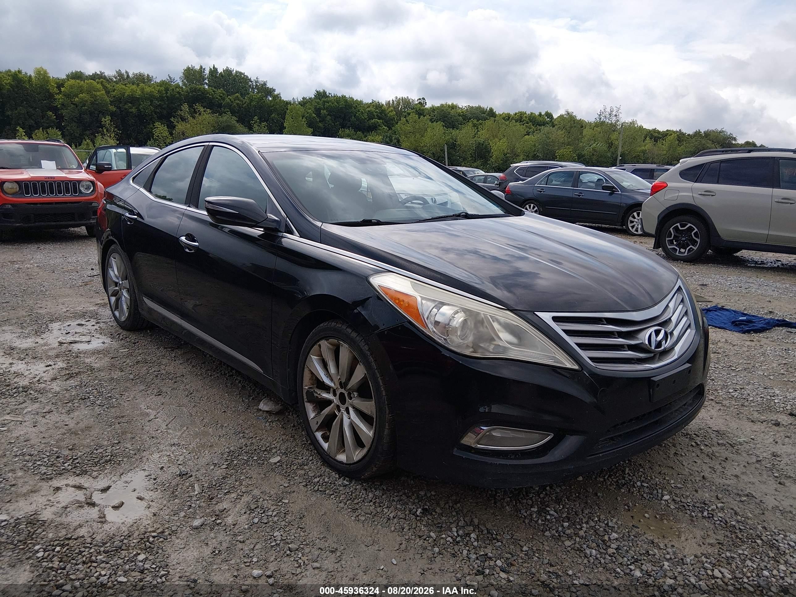 2012 Hyundai Azera   Black vin: KMHFH4JG2CA139305