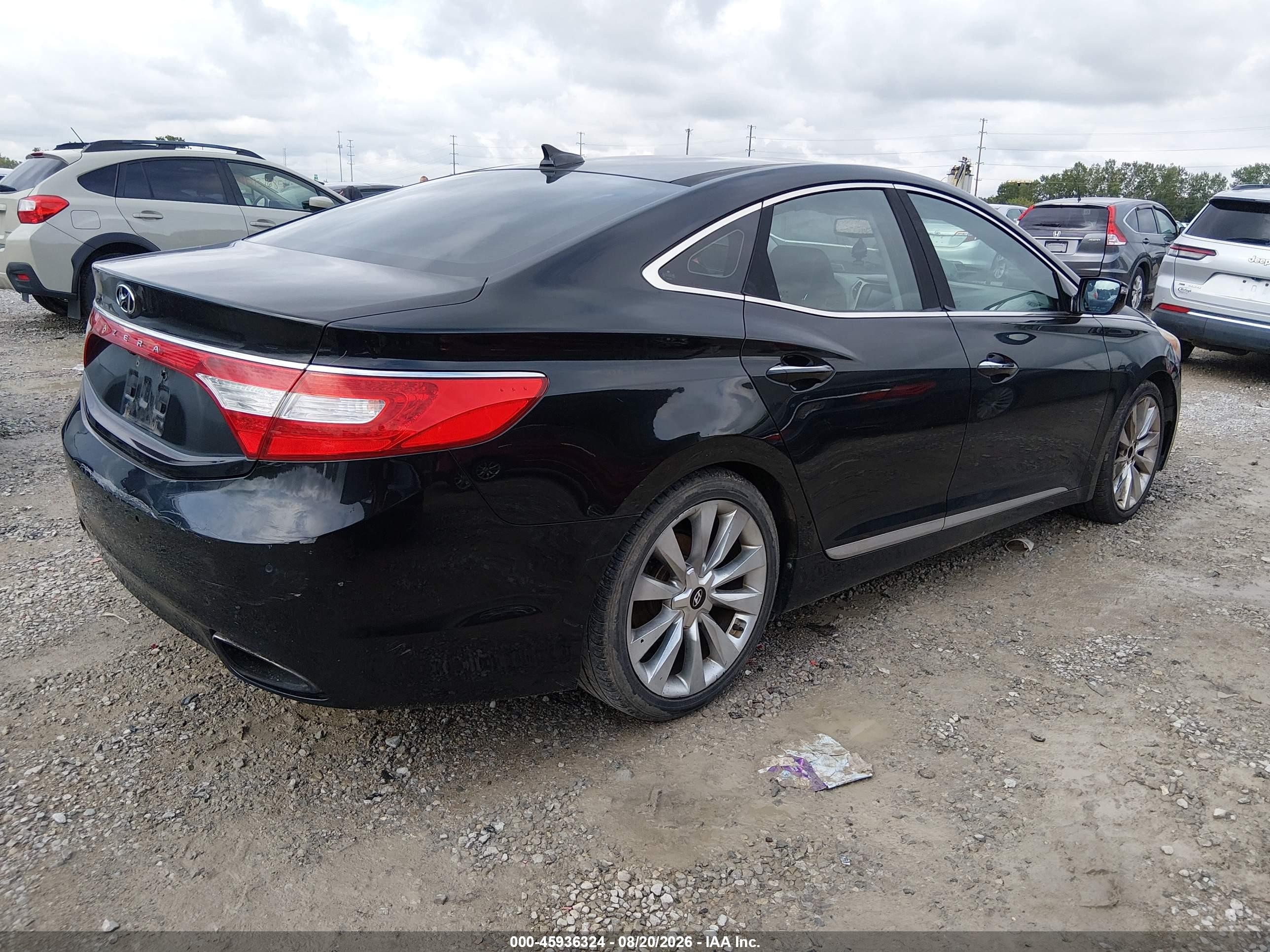 2012 Hyundai Azera   Black vin: KMHFH4JG2CA139305
