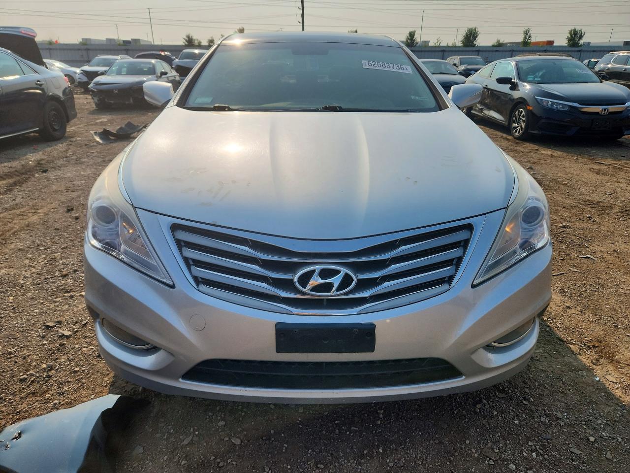 2012 Hyundai Azera Base Silver vin: KMHFH4JG3CA175388