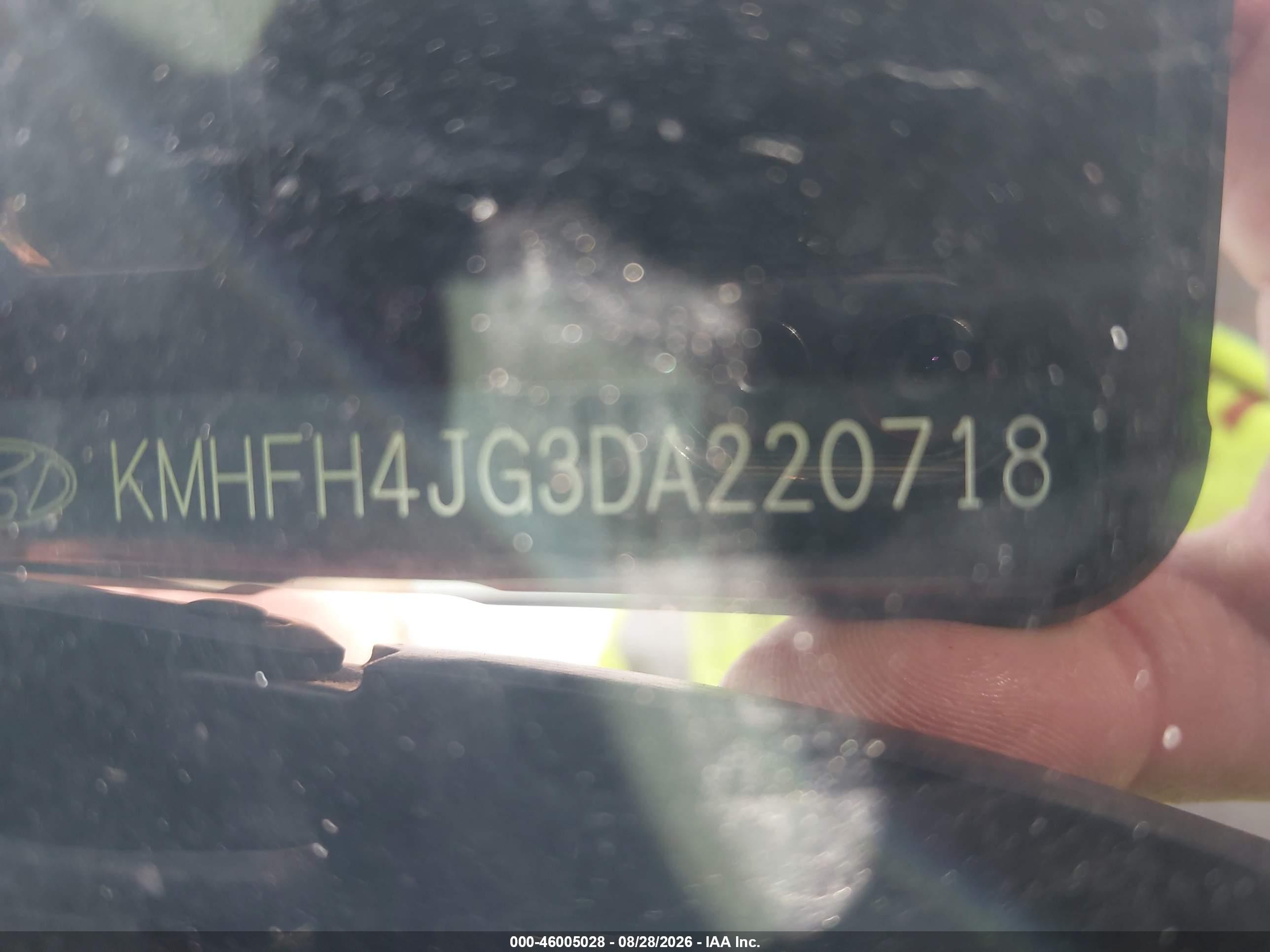 2013 Hyundai Azera   Red vin: KMHFH4JG3DA220718