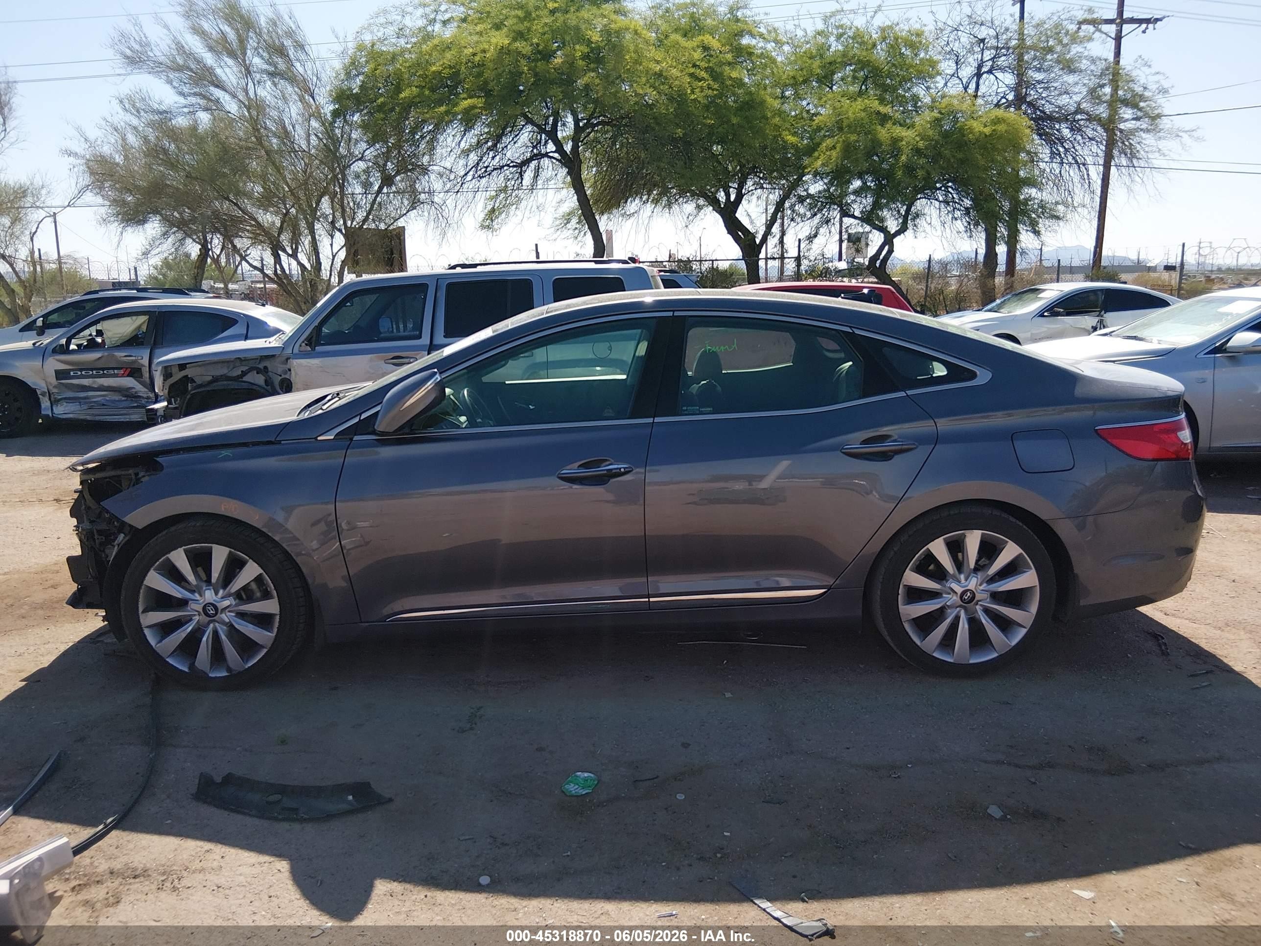 2013 Hyundai Azera   Gray vin: KMHFH4JG3DA275122