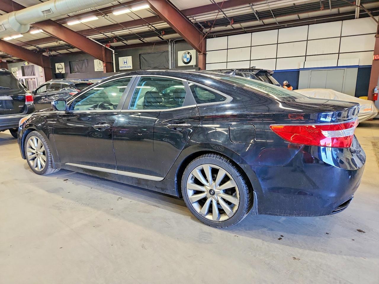 2014 Hyundai Azera Limited Black vin: KMHFH4JG3EA353576