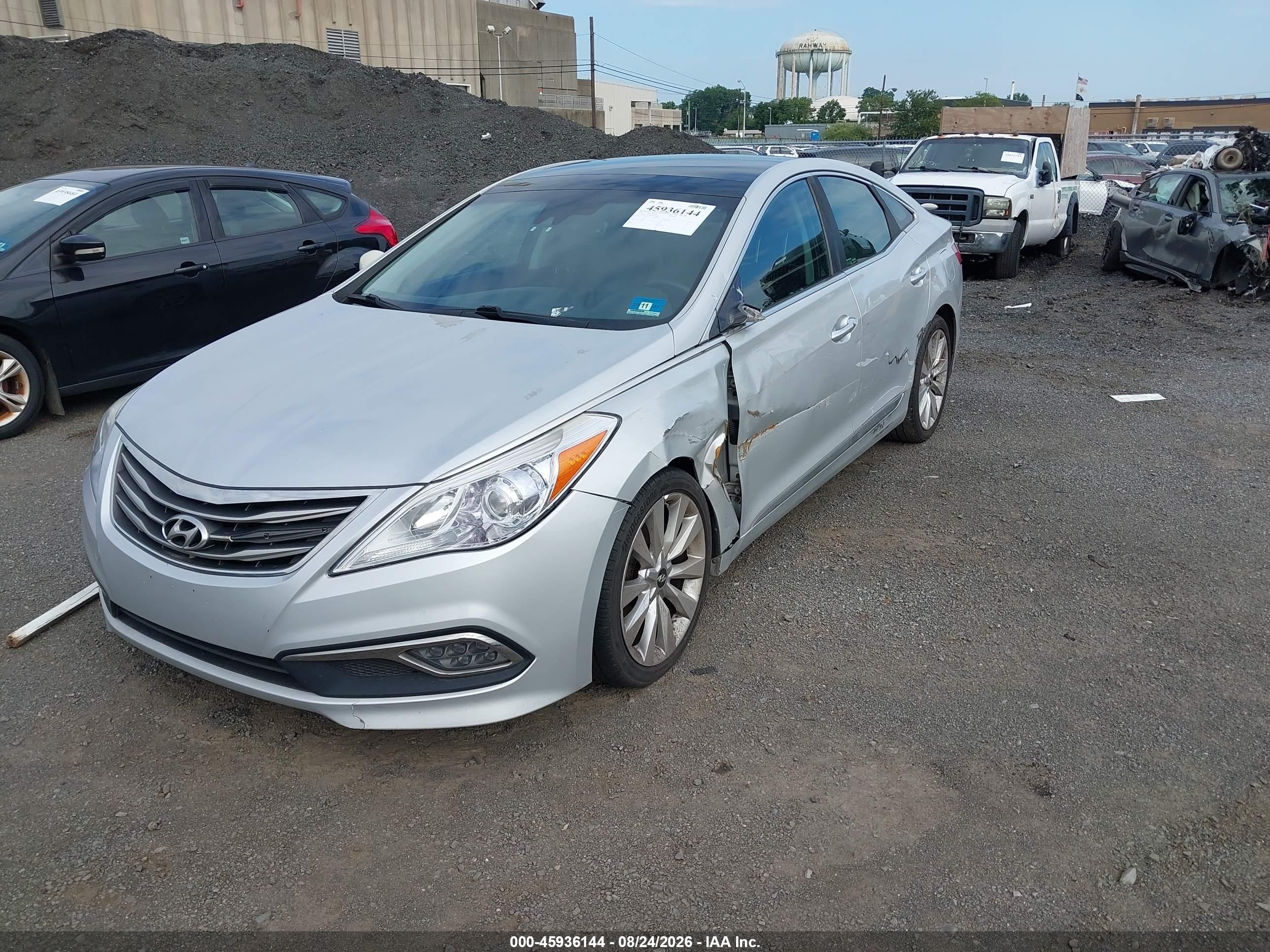 2015 Hyundai Azera Limited Silver vin: KMHFH4JG3FA487926