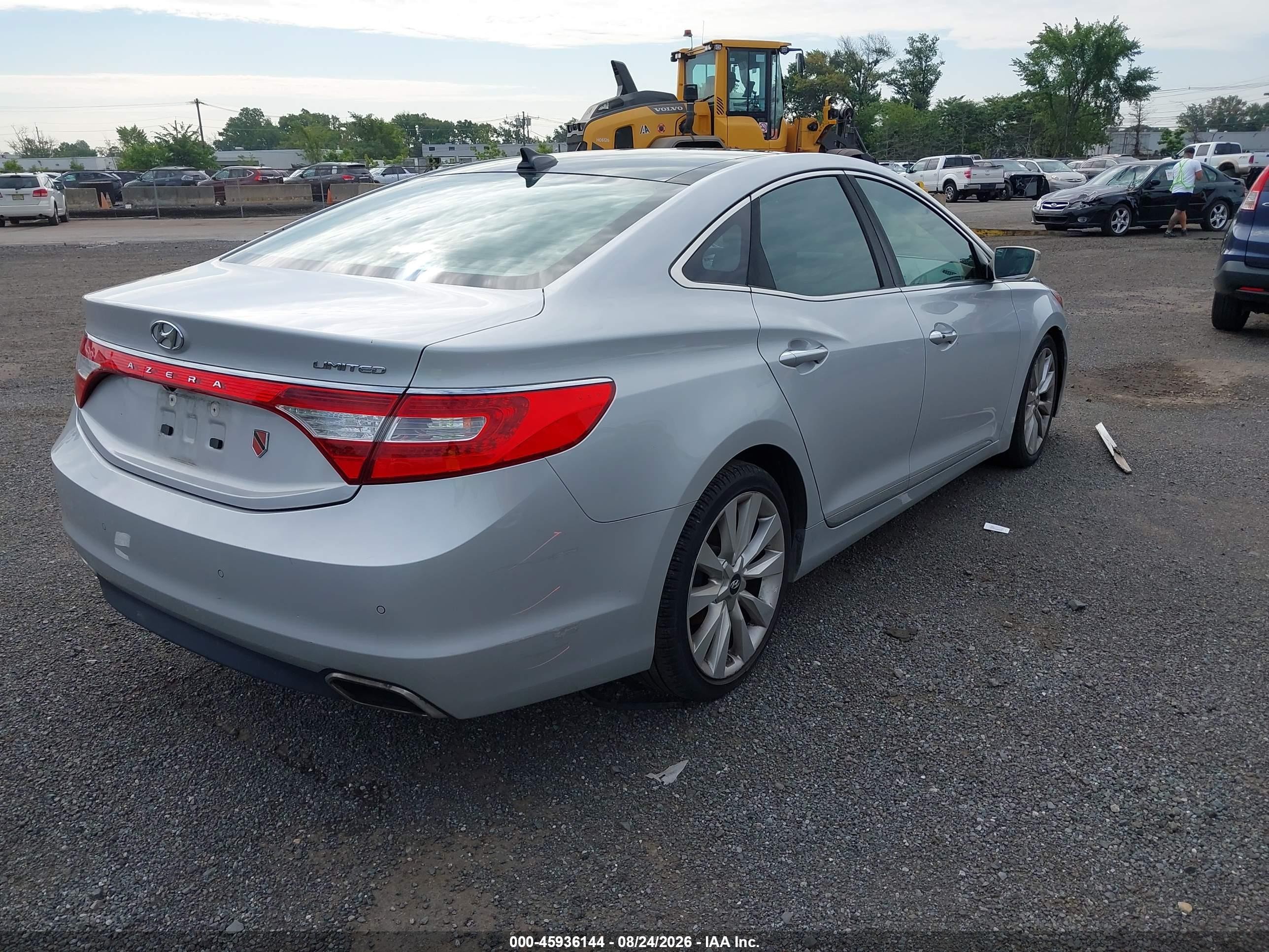 2015 Hyundai Azera Limited Silver vin: KMHFH4JG3FA487926