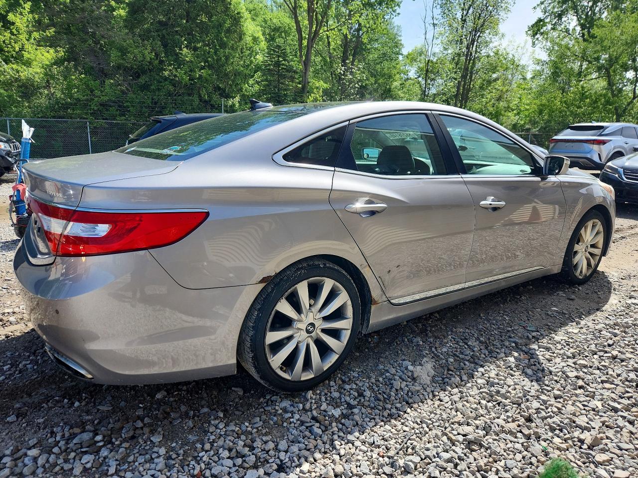 2012 Hyundai Azera Base Серебряный vin: KMHFH4JG4CA141993