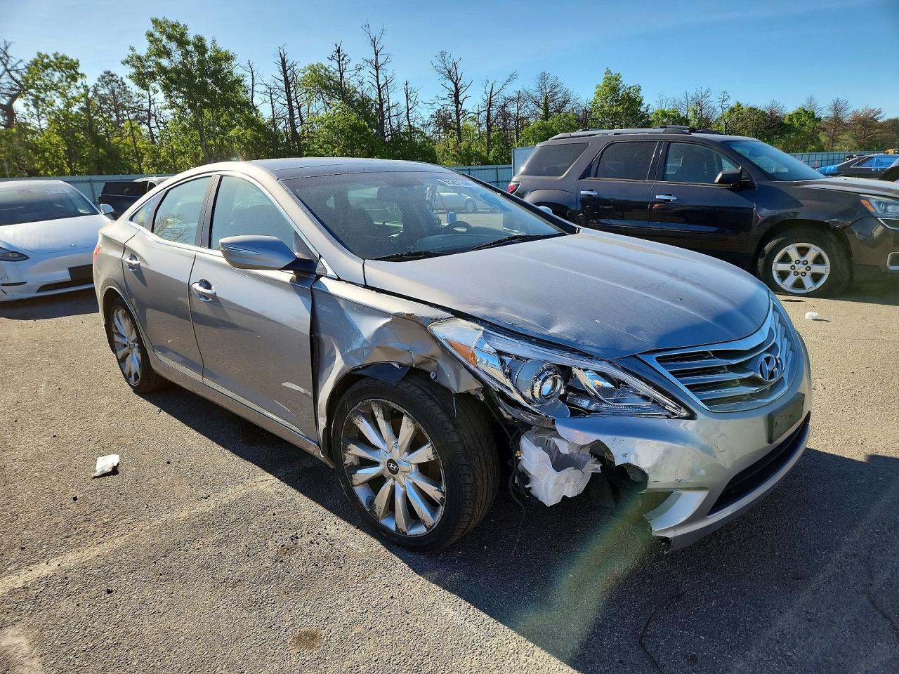 2013 Hyundai Azera Base Silver vin: KMHFH4JG4DA249273