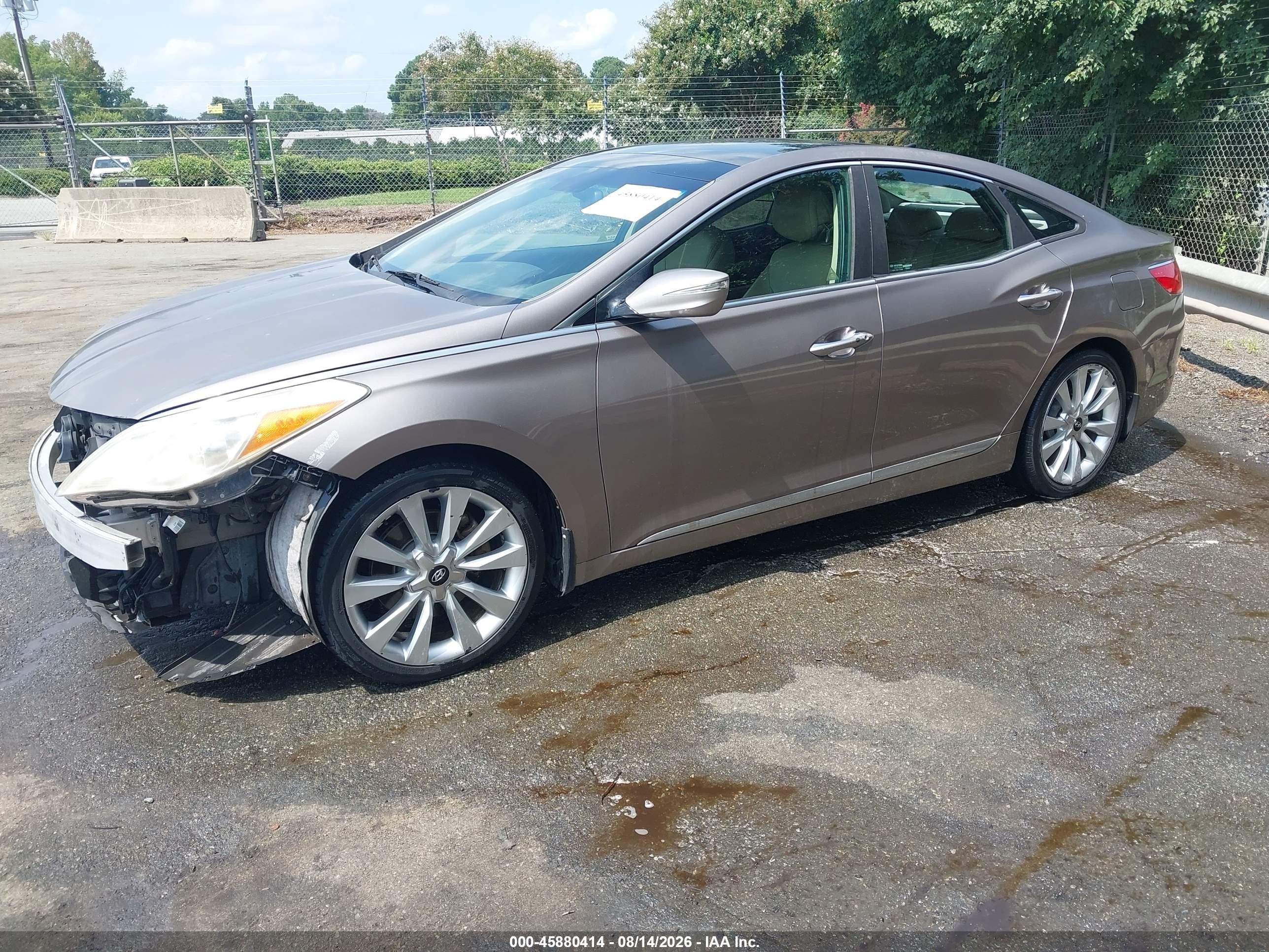 2013 Hyundai Azera   Brown vin: KMHFH4JG4DA257292