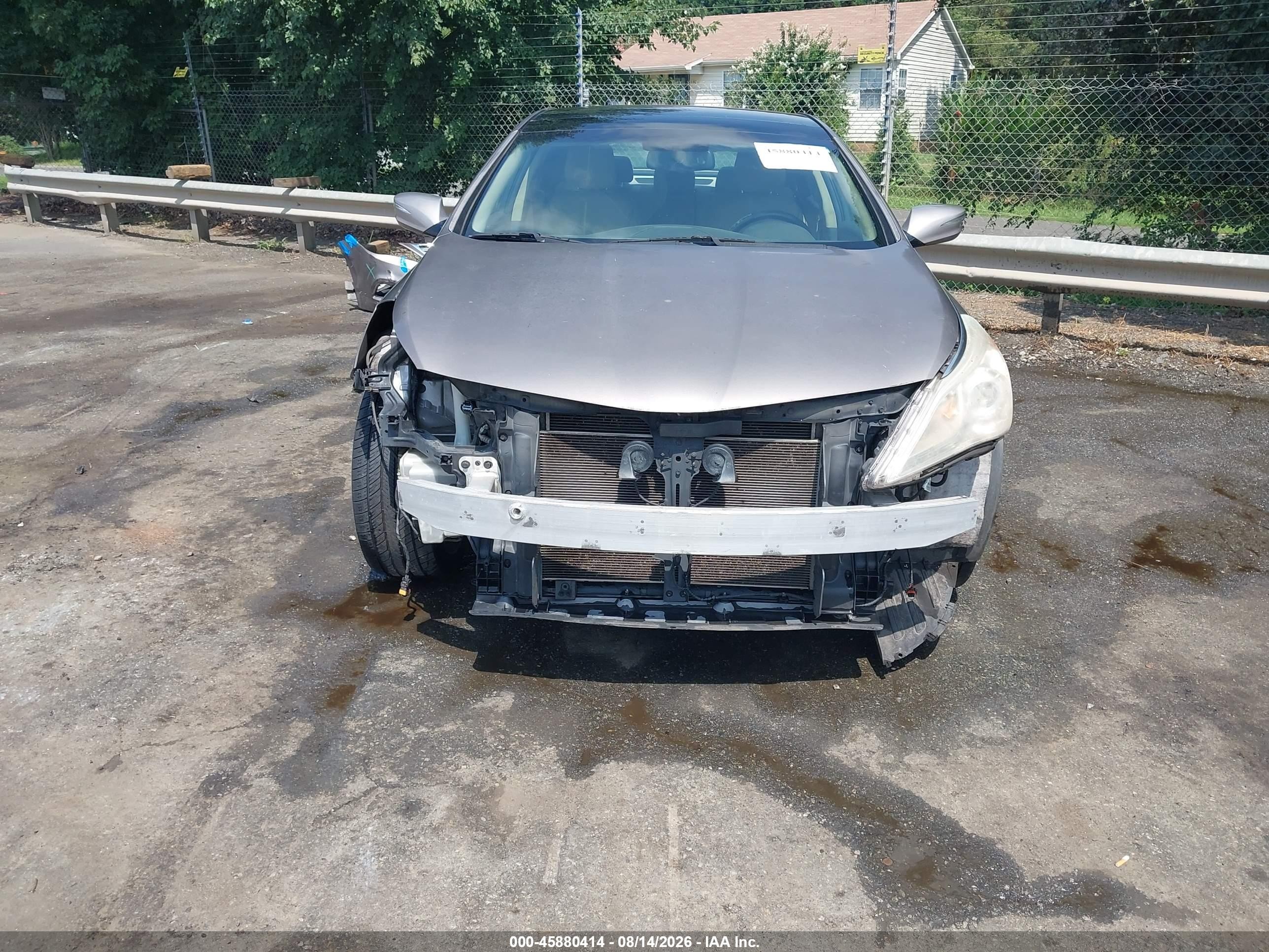 2013 Hyundai Azera   Brown vin: KMHFH4JG4DA257292