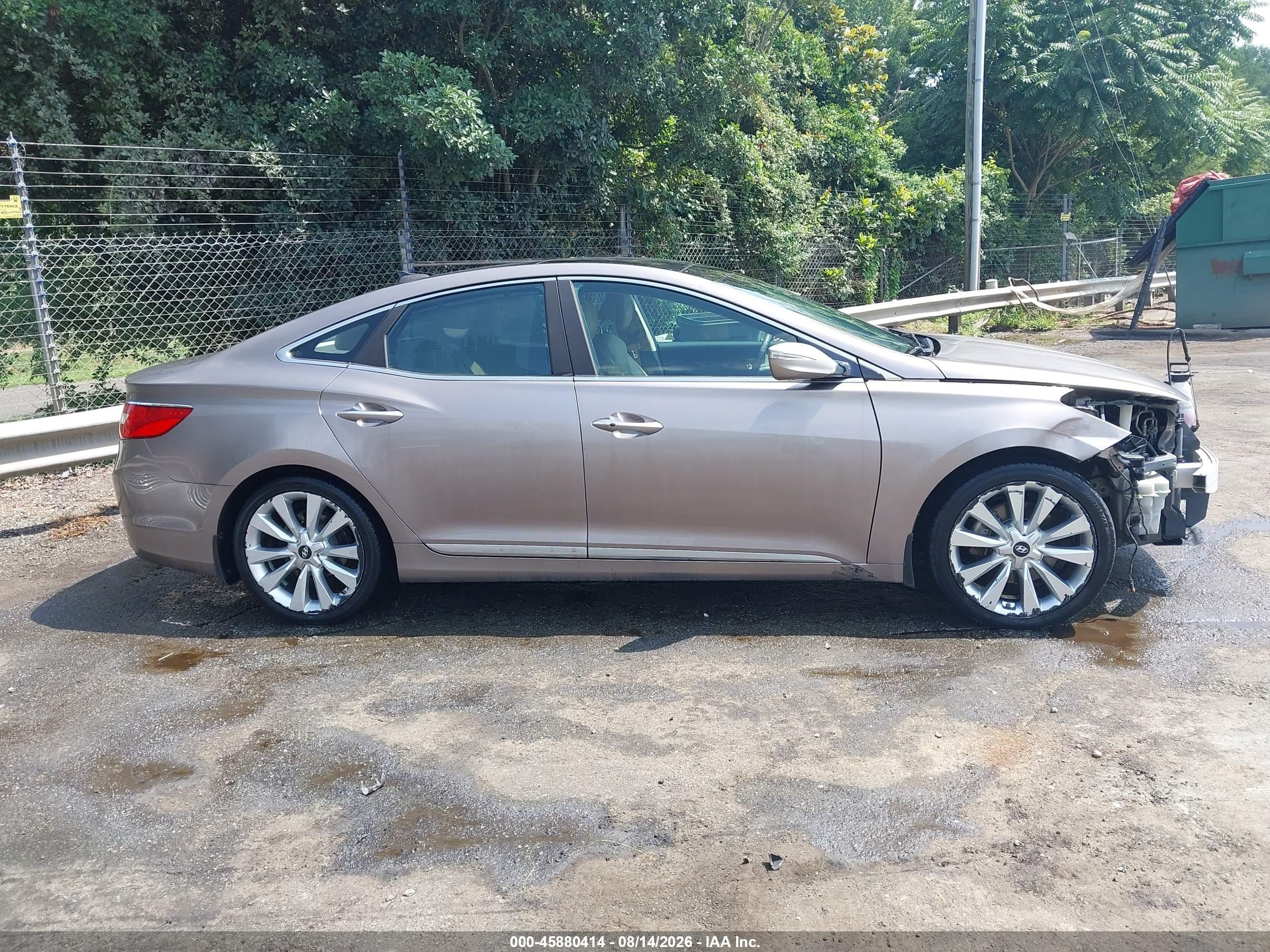 2013 Hyundai Azera   Brown vin: KMHFH4JG4DA257292