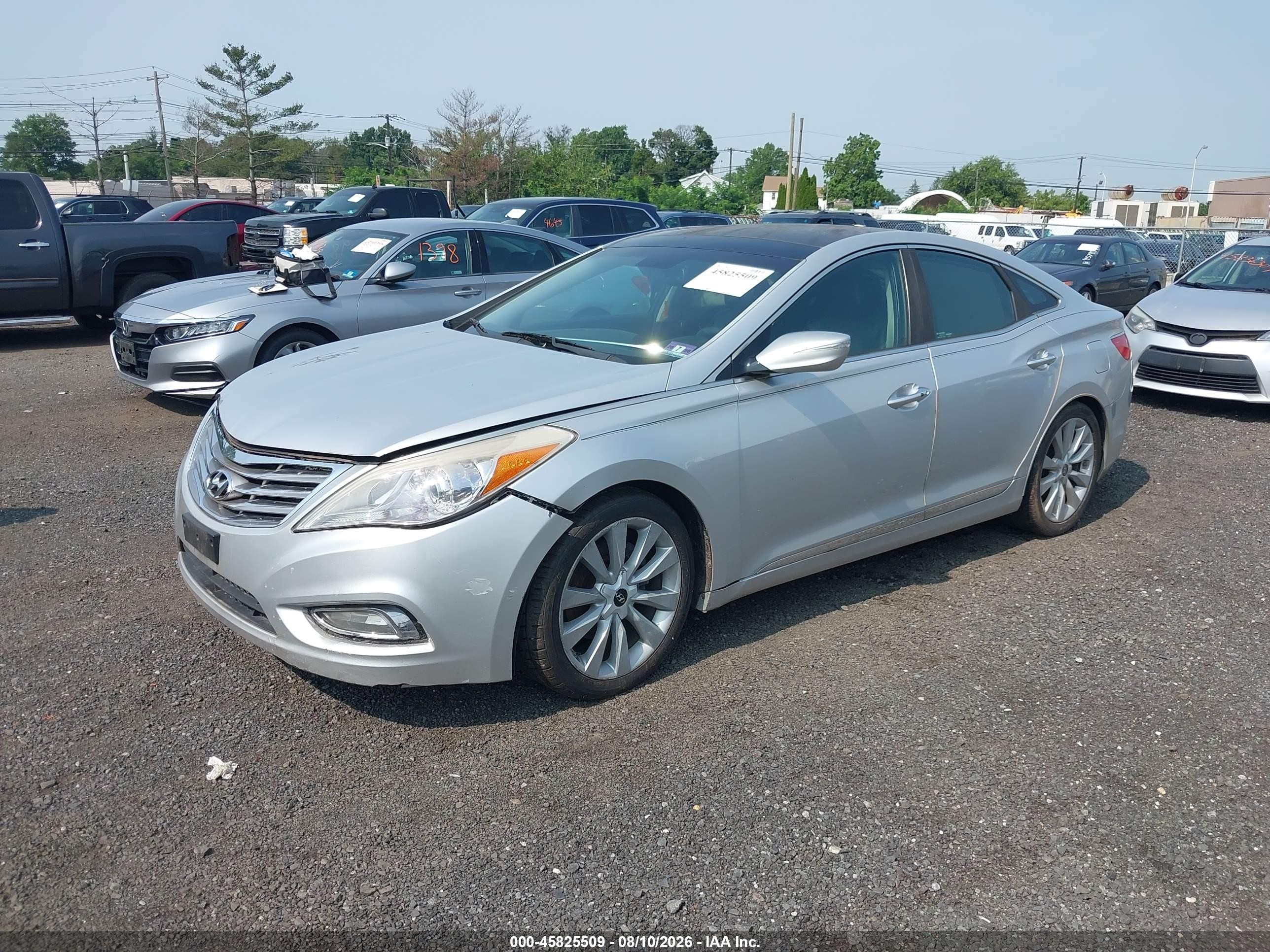 2013 Hyundai Azera   Silver vin: KMHFH4JG4DA263951
