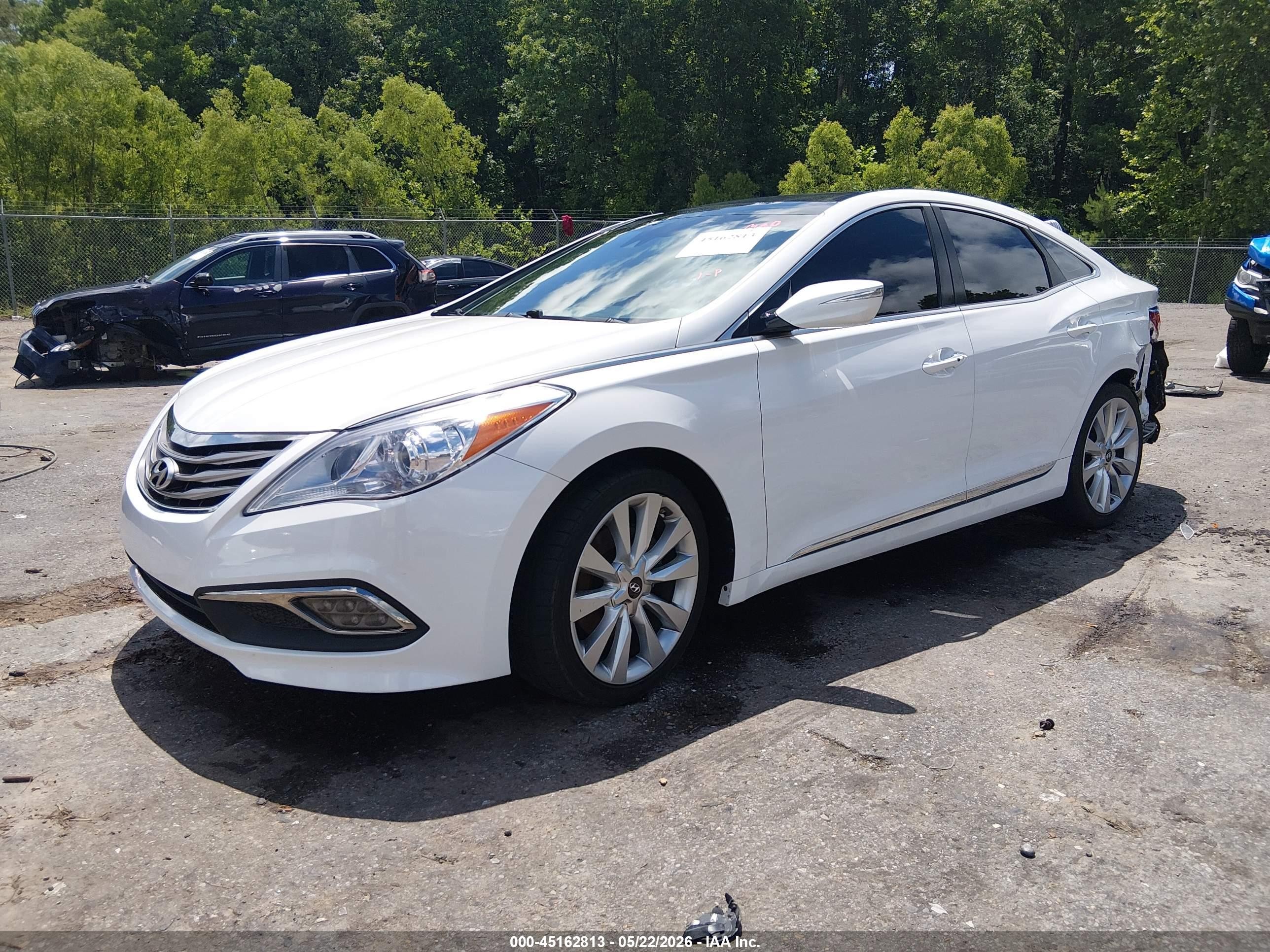2015 Hyundai Azera Limited White vin: KMHFH4JG4FA476658