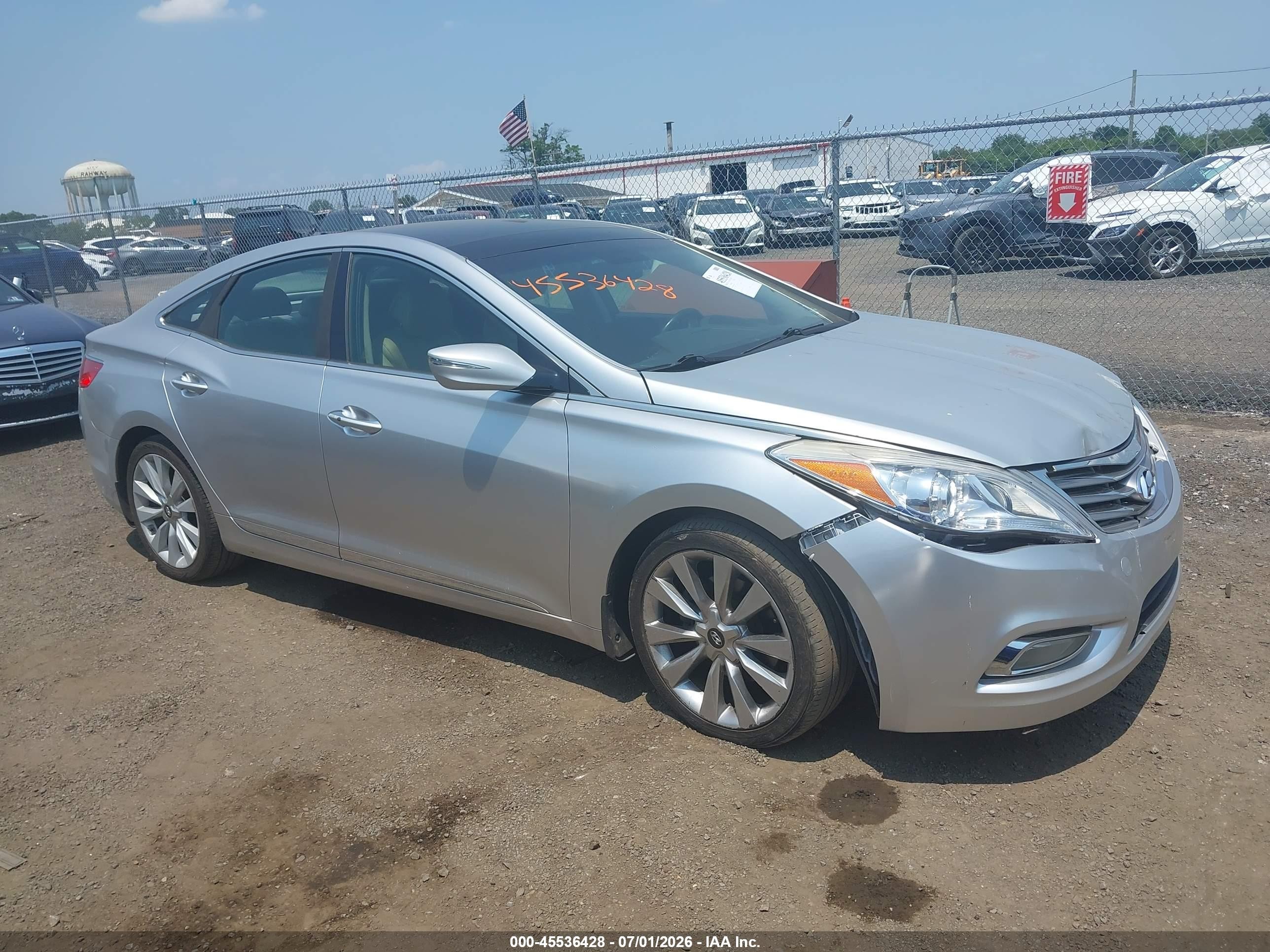 2012 Hyundai Azera   Silver vin: KMHFH4JG5CA144238