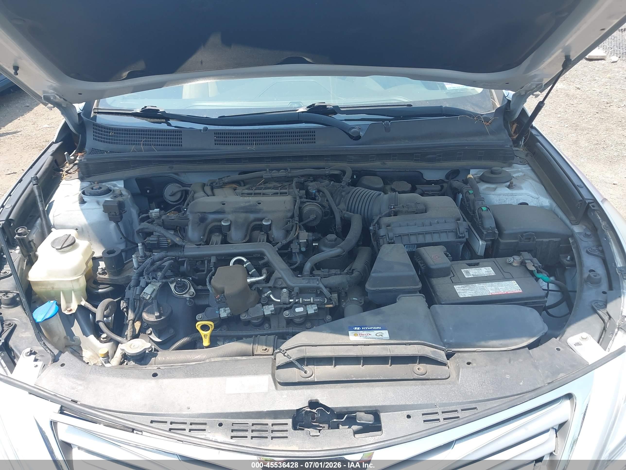 2012 Hyundai Azera   Silver vin: KMHFH4JG5CA144238