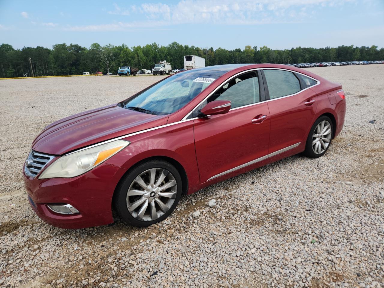 2013 Hyundai Azera Base Red vin: KMHFH4JG5DA259519